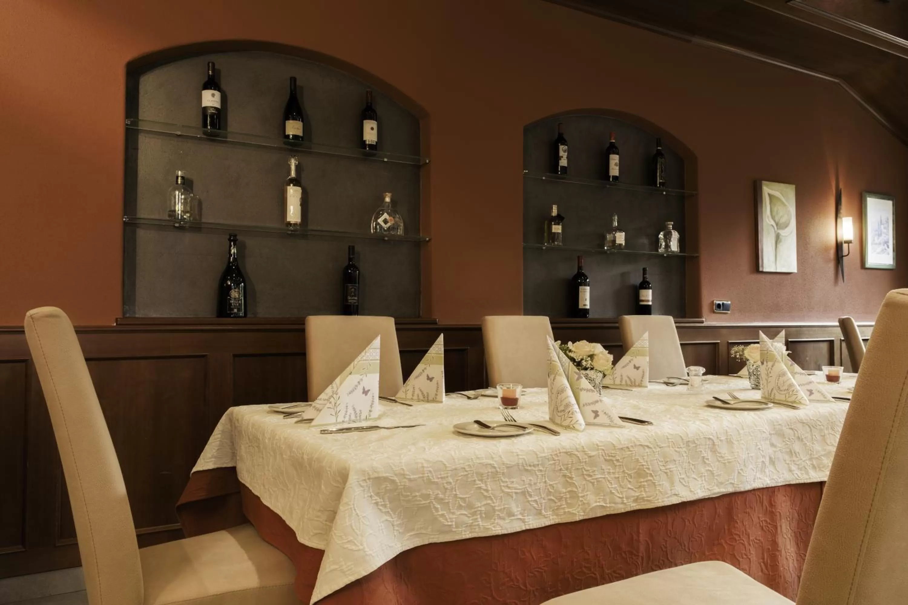 Restaurant/places to eat in Landhotel Hallnberg