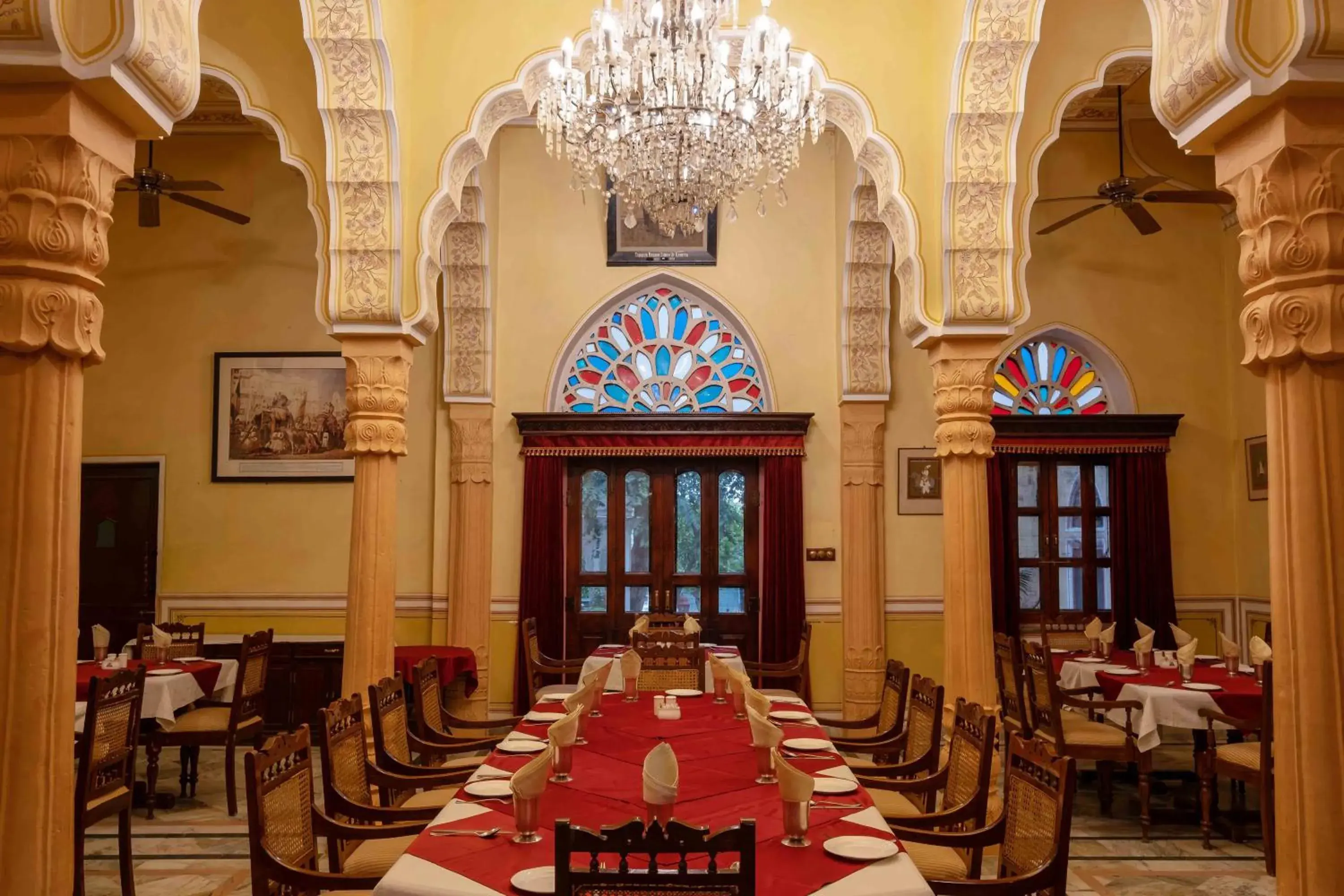 Dining area, Restaurant/Places to Eat in Hotel Narain Niwas Palace
