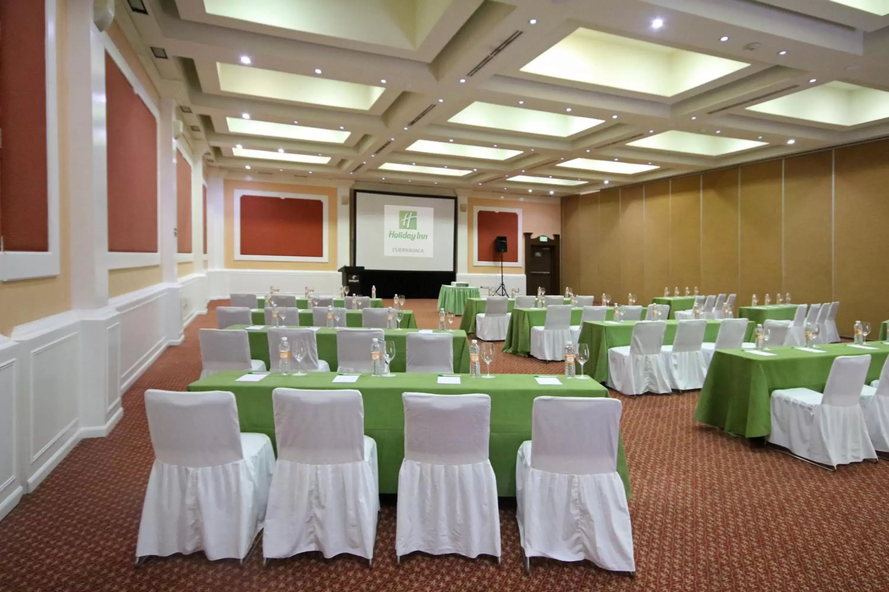 Meeting/conference room, Banquet Facilities in Holiday Inn Cuernavaca, an IHG Hotel