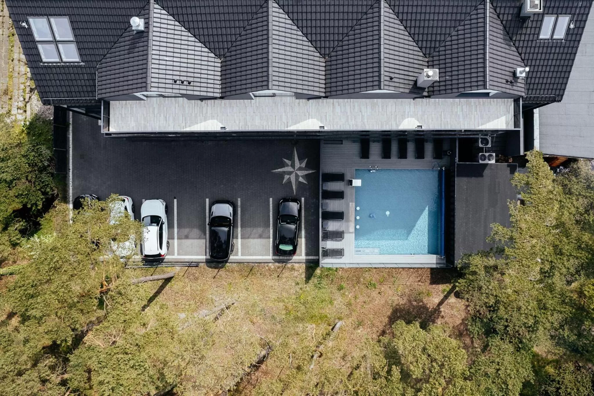 Property building in Rezydencja Morski Tygiel