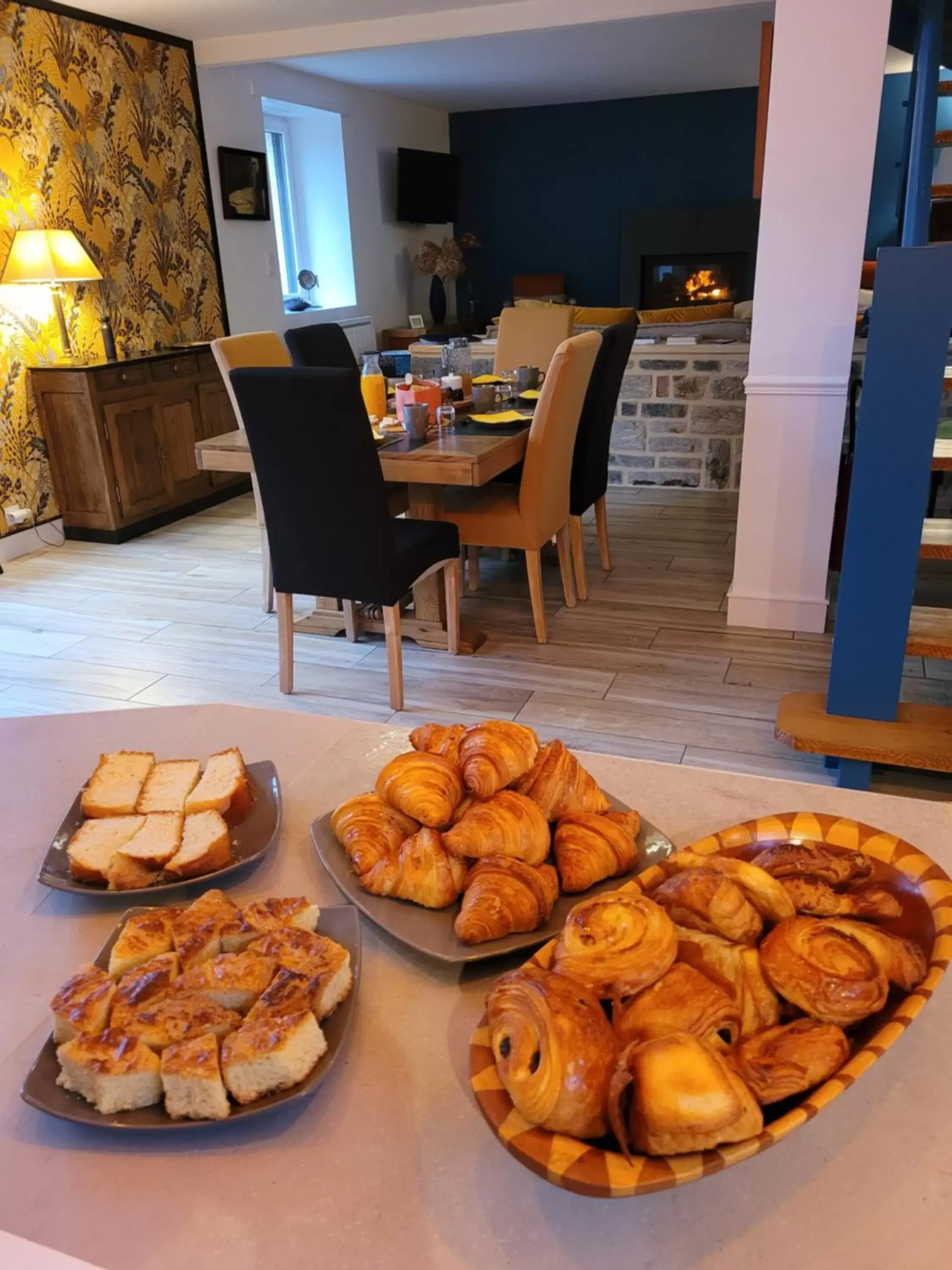 Continental breakfast in La Maison Keribin