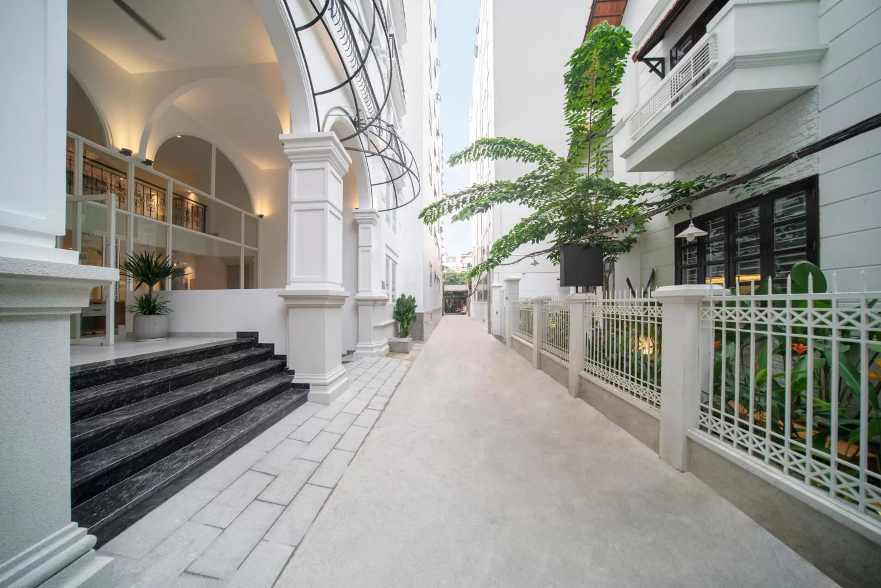 Property building in M Village Living Cửu Long