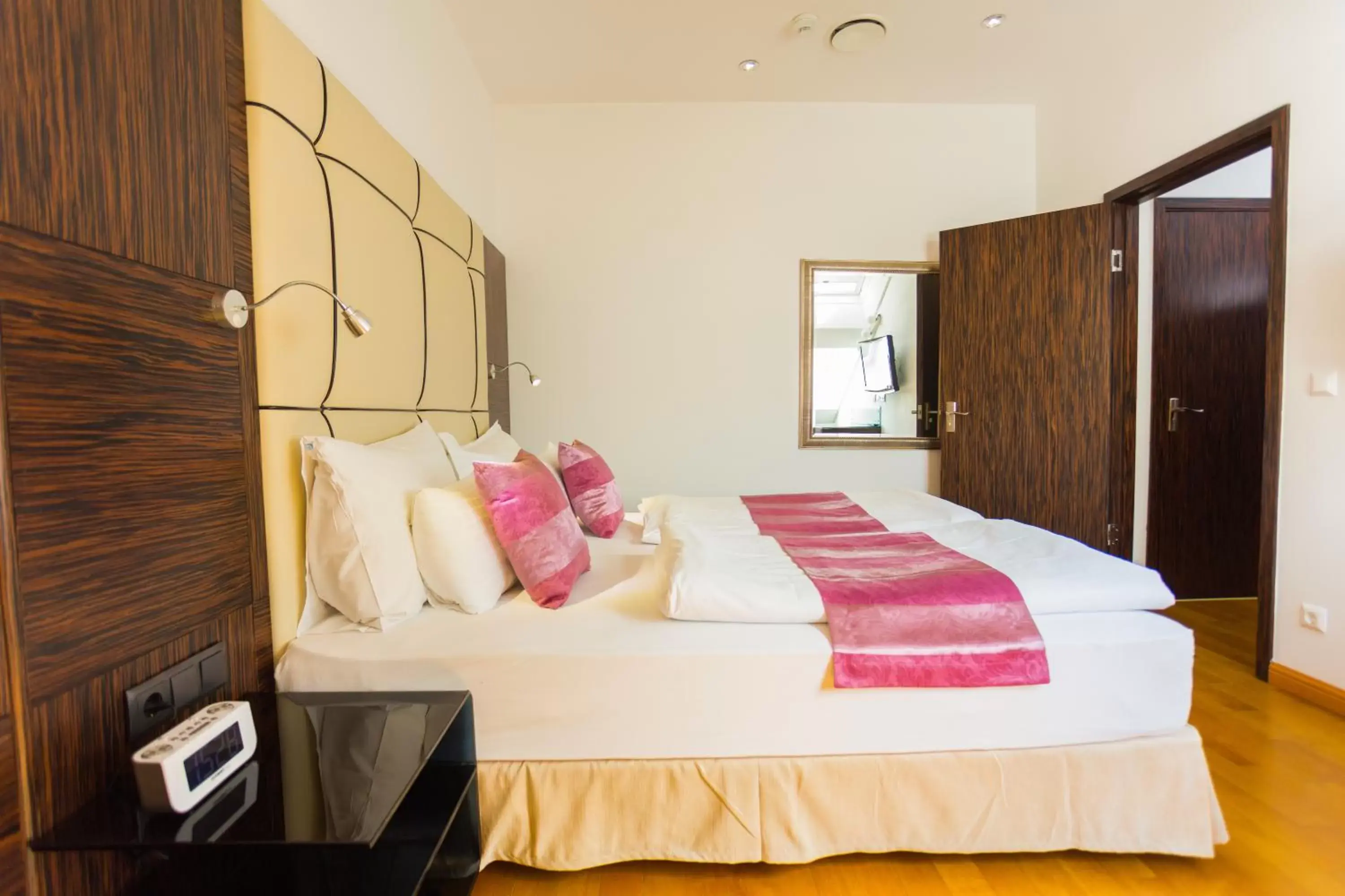 Bedroom, Bed in Best Western Plus Hotel Arcadia