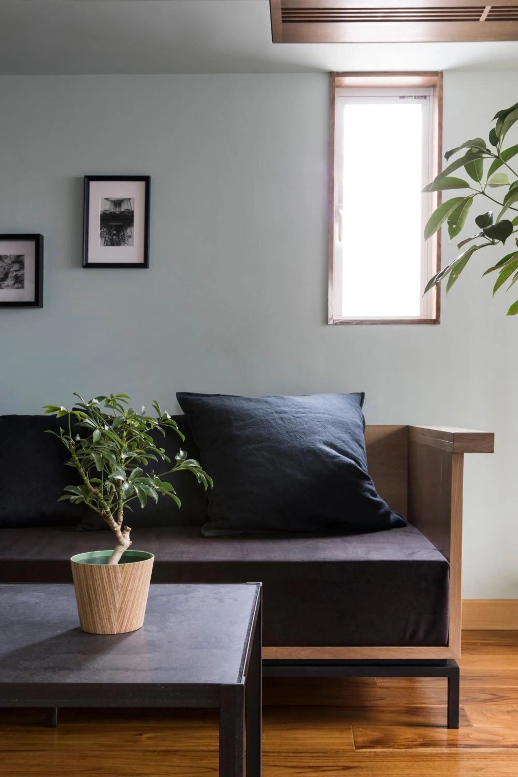 Living room in Hotel Vintage Tokyo Tsukiji