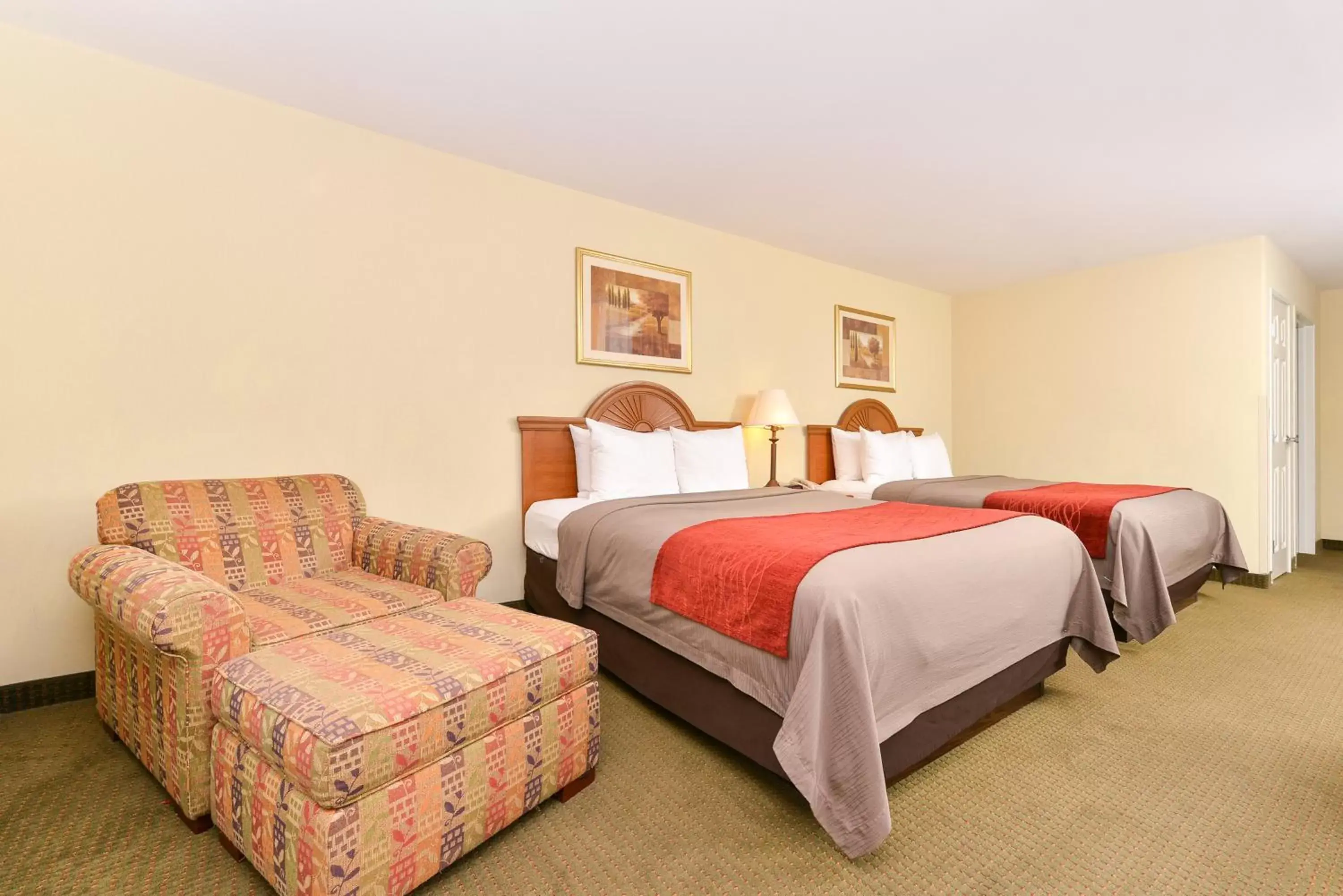 Queen Room with Two Queen Beds - Accessible/Non-Smoking  in Comfort Inn Marrero-New Orleans West