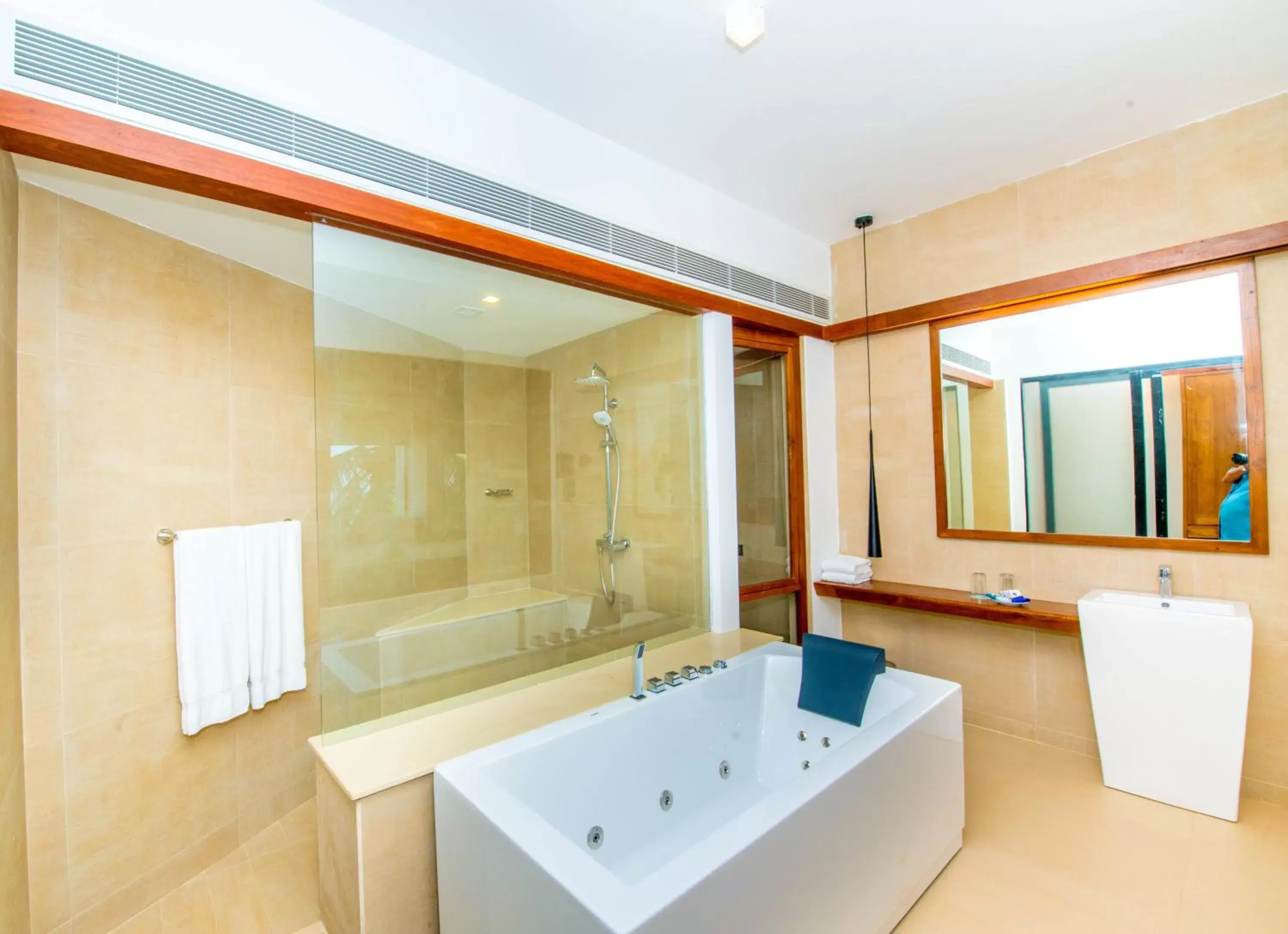 Bathroom in Goldi Sands Hotel