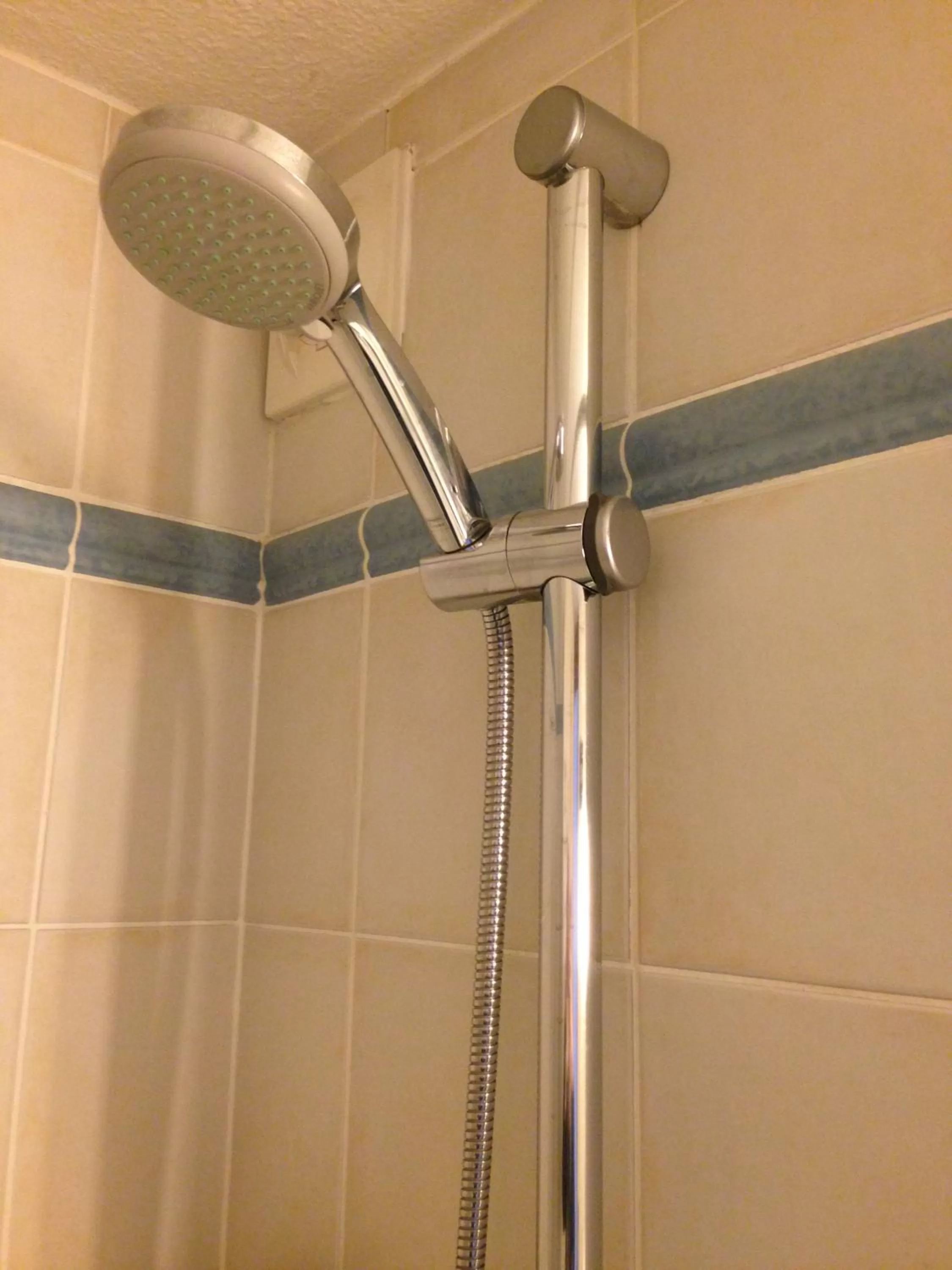 Bathroom in Campanile Mulhouse - Illzach Ile Napoléon