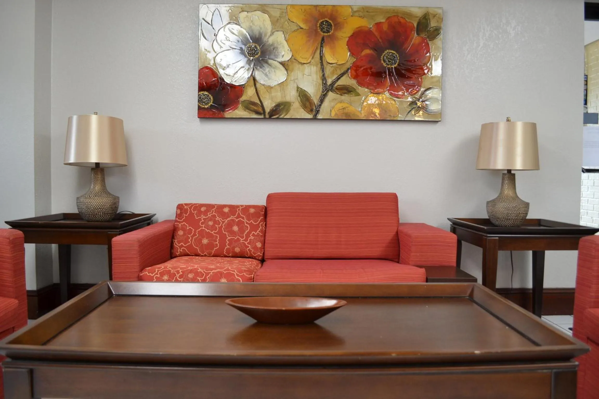 Living room in Days Inn by Wyndham High Point/Archdale