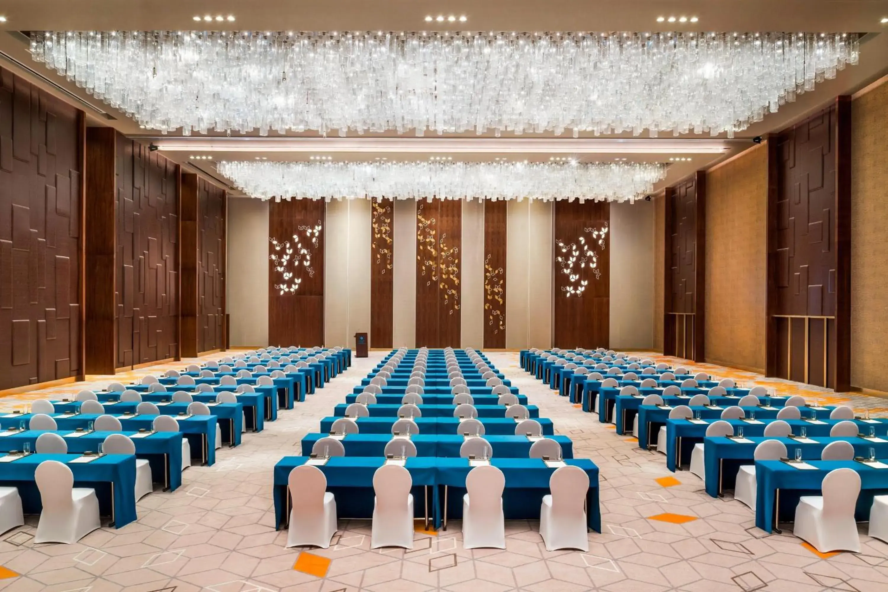 Meeting/conference room in Meixi Lake Hotel, a Luxury Collection Hotel, Changsha