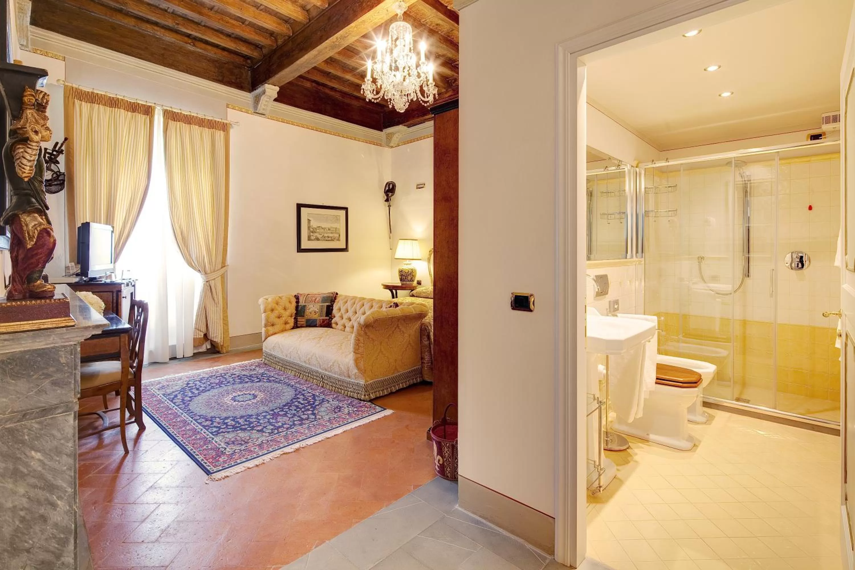 Photo of the whole room, Bed in Villa Il Sasso - Dimora d'Epoca