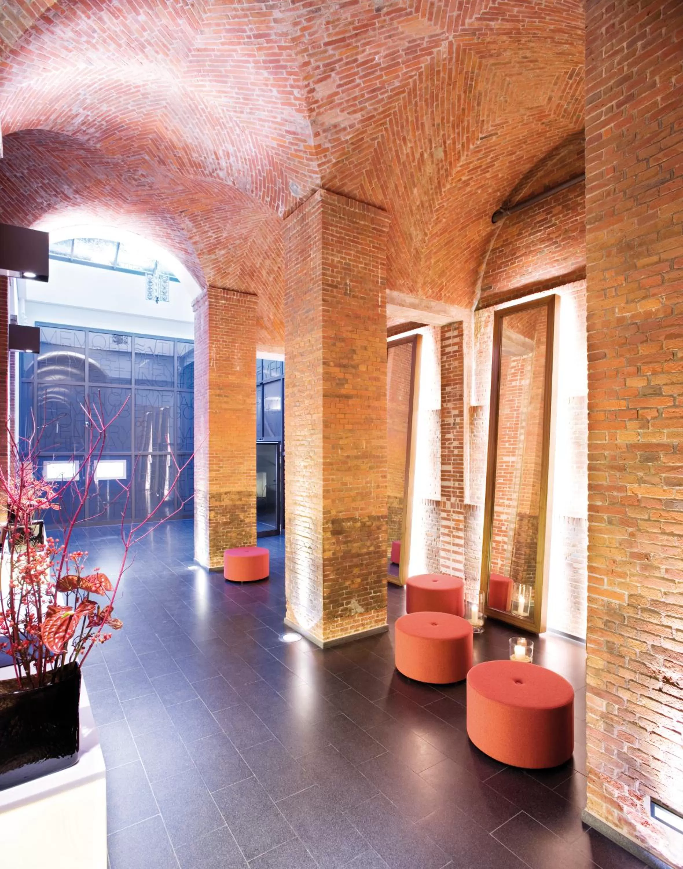 Lobby or reception in MÖVENPICK Hotel Hamburg City