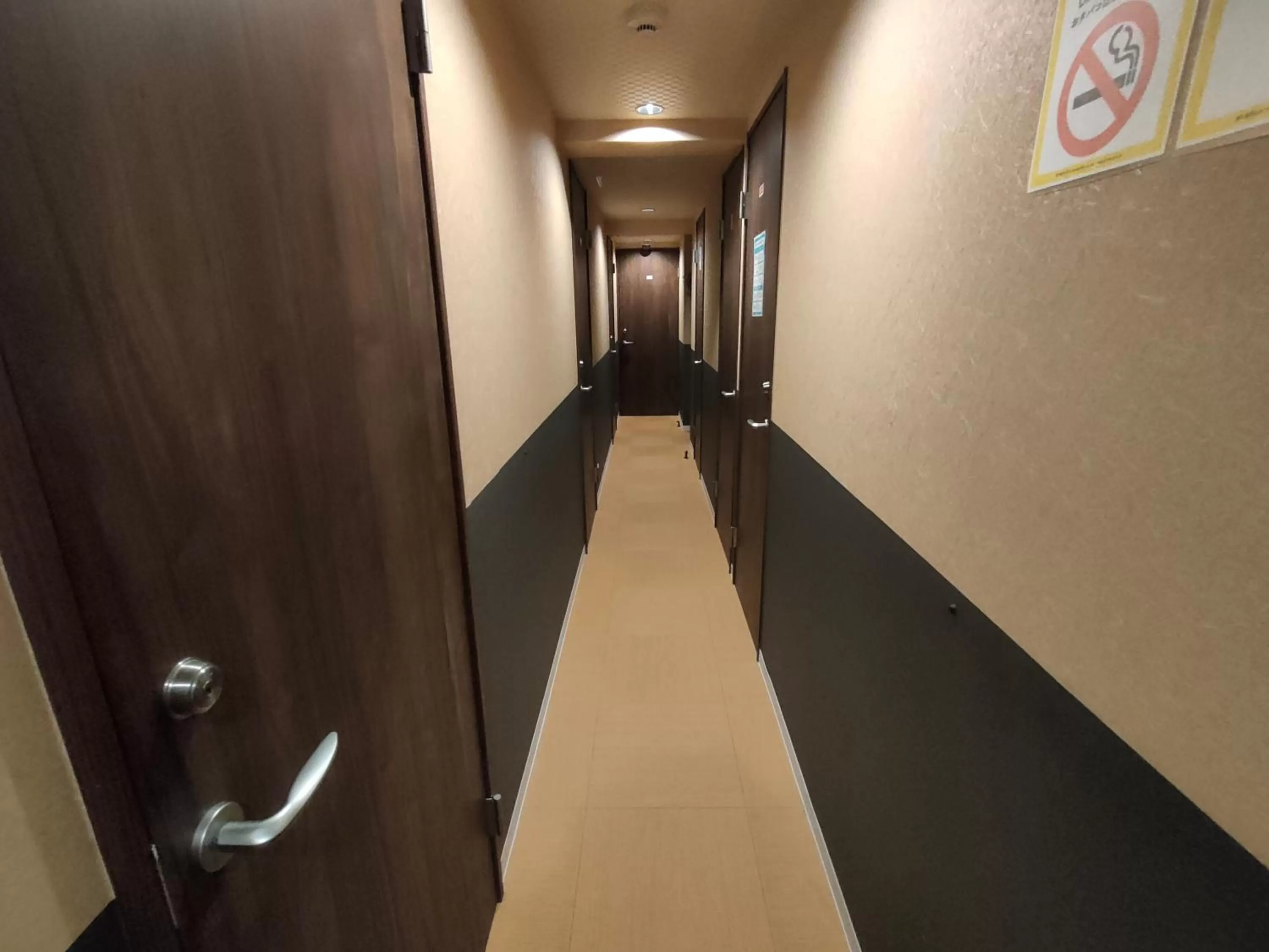 Facade/entrance in 無料wi-fi JING HOUSE 秋葉原 電動自転車レンタル