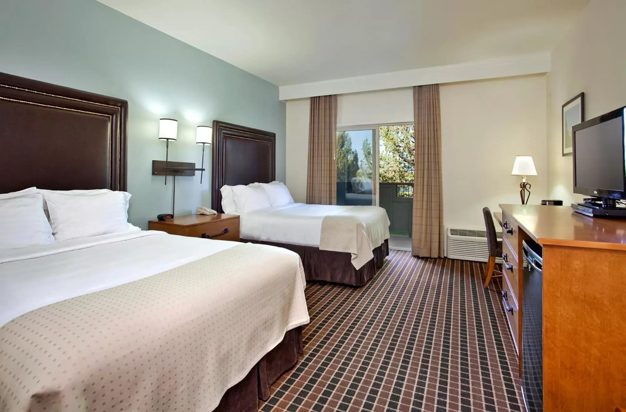 Bedroom in The Lodge at Eagle Crest