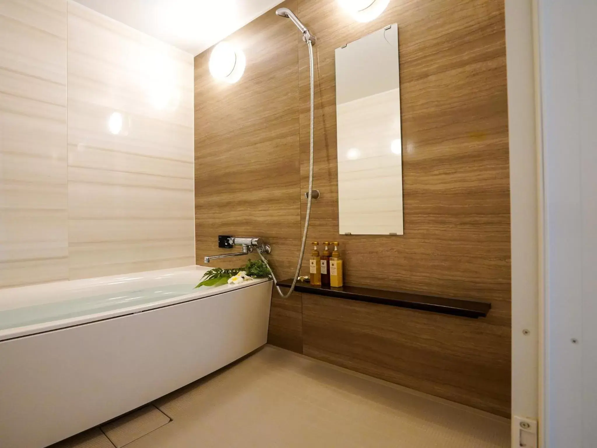 Photo of the whole room, Bathroom in Hotel New Gaea Domemae