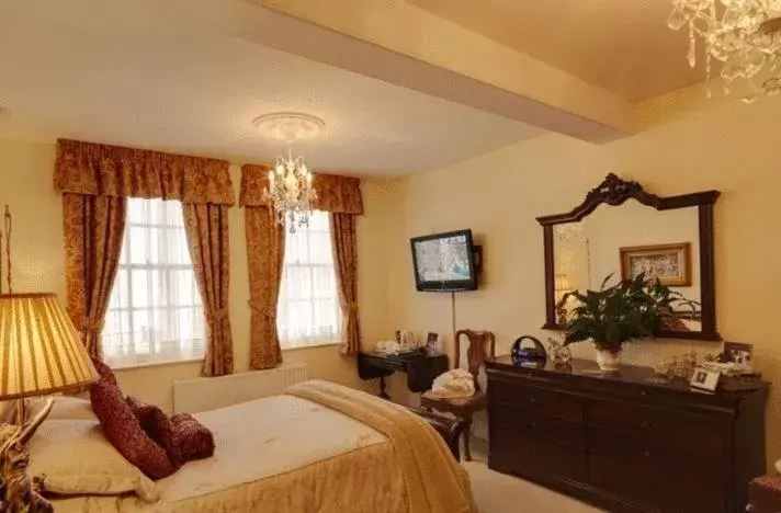 Bathroom, Bed in Saltcote Place