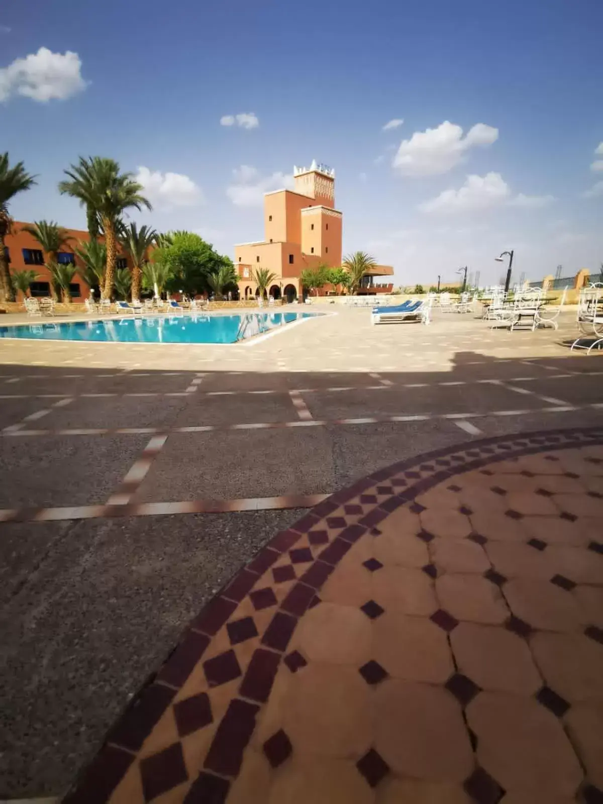 Swimming Pool in Hotel Saghro