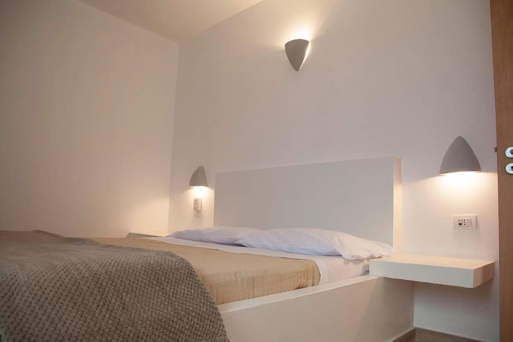 Bed in Cala da Lua apartments