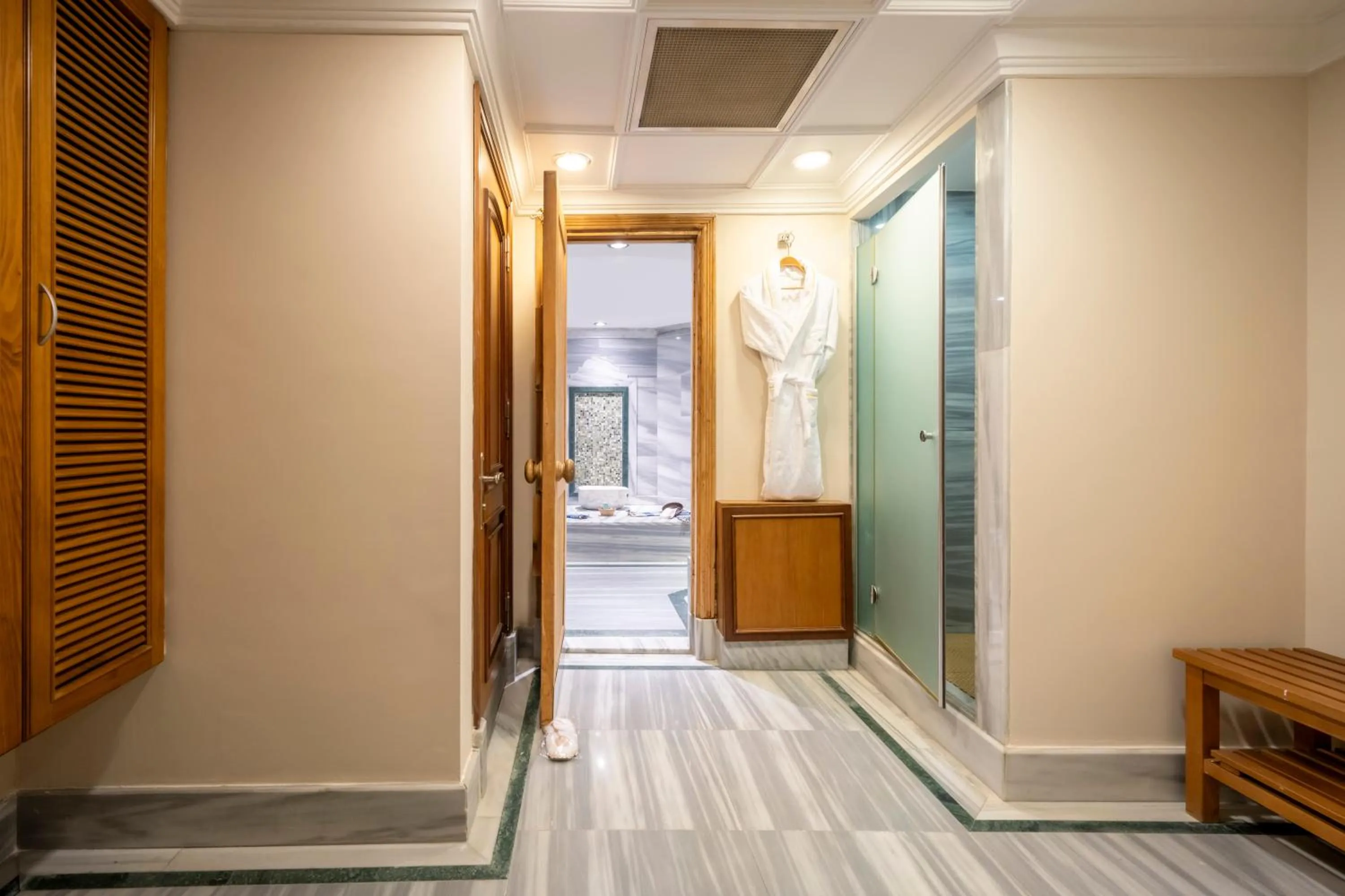 Public Bath in The Central Palace Taksim