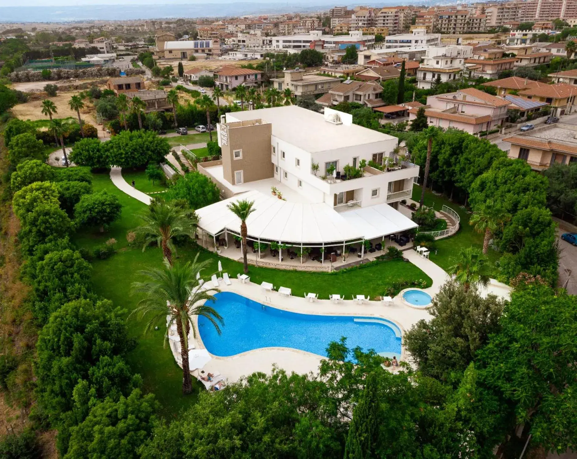 Bird's eye view, Bird's-eye View in Modica Palace Hotel