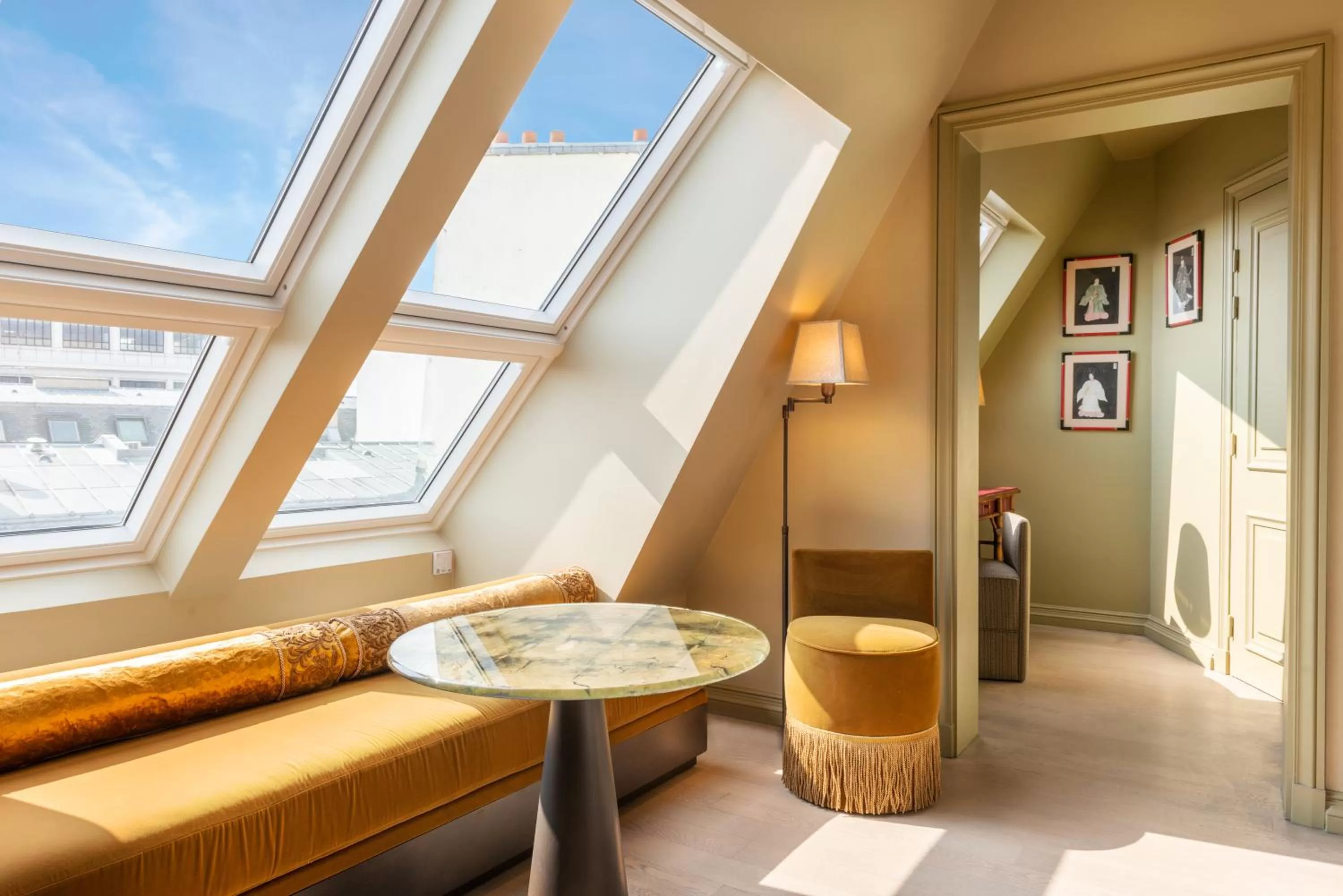 Photo of the whole room in Hotel de Montesquieu