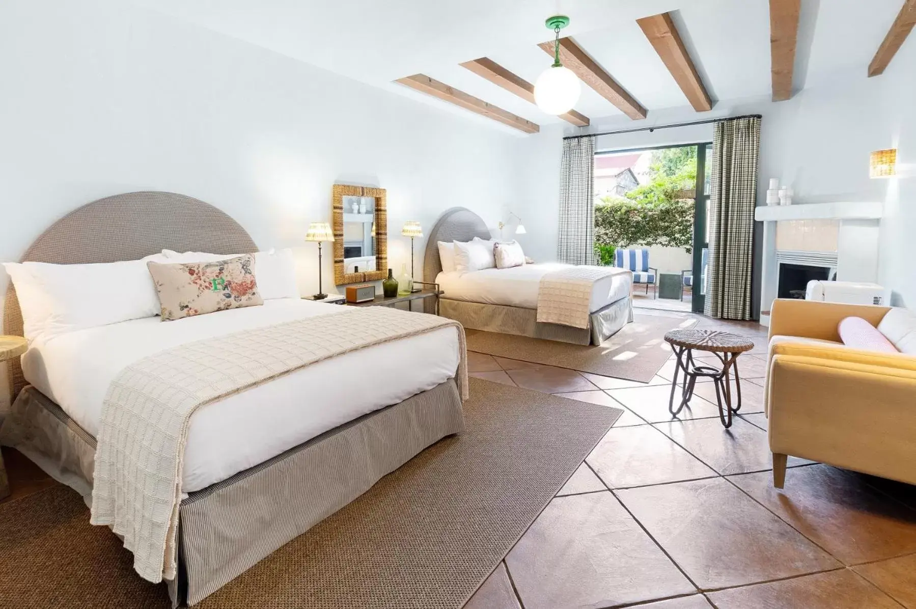 Bedroom in Palihouse Santa Barbara