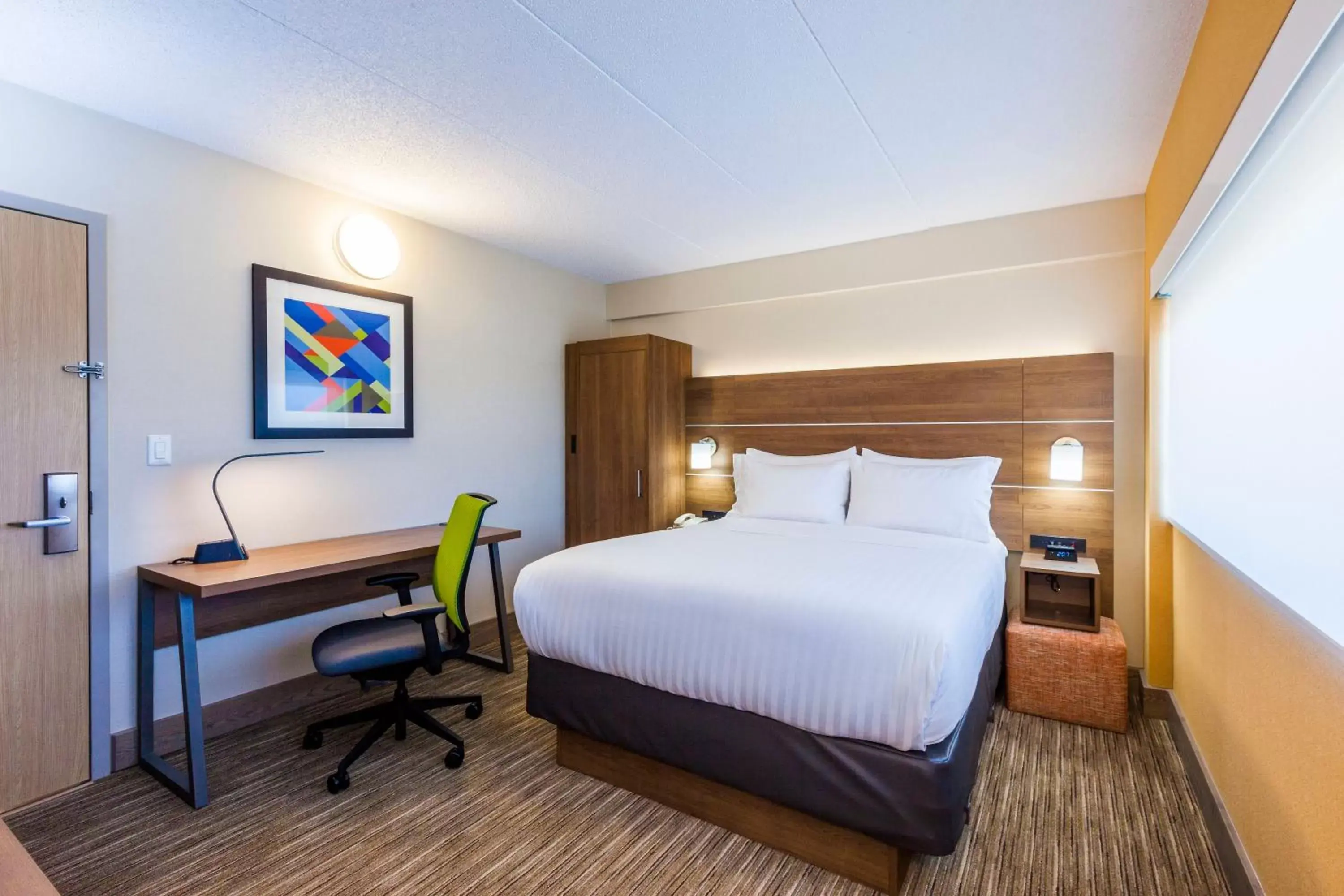 Photo of the whole room, Bed in Holiday Inn Express Hotel & Suites Saint John Harbour Side, an IHG Hotel