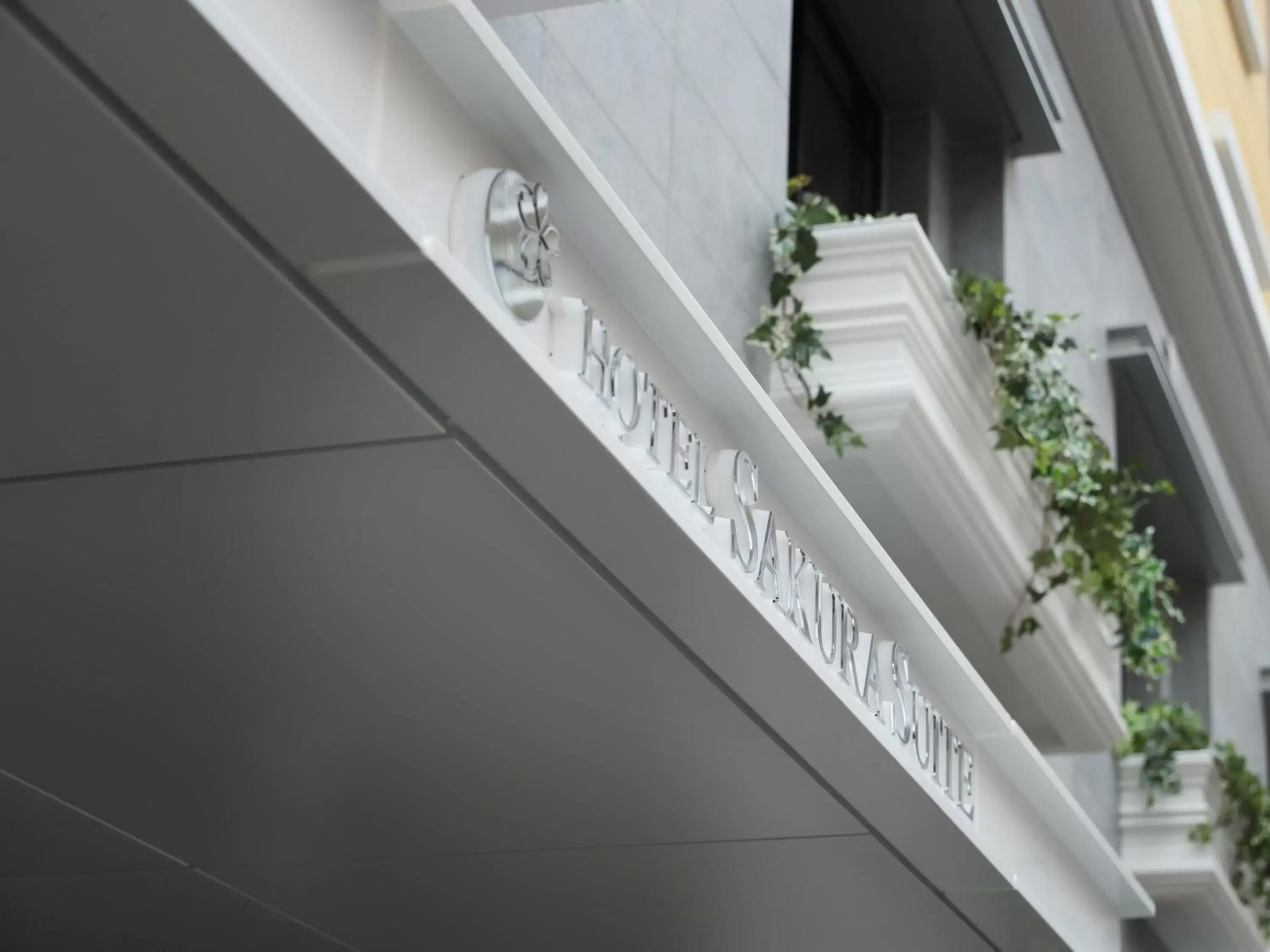 Facade/entrance in Hotel Sakura Suite Osaka Juso Facade/entrance in Hotel Sakura Suite Osaka Juso