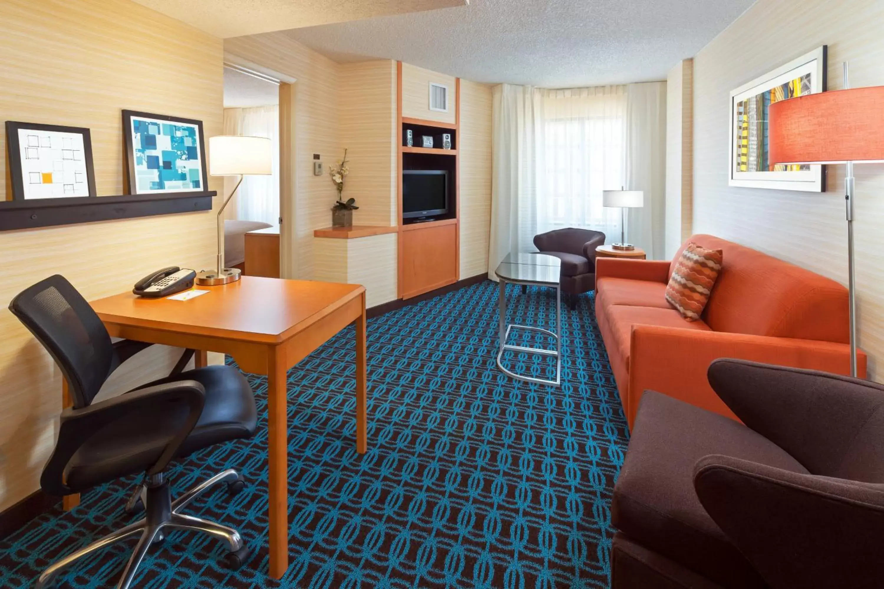 Photo of the whole room, Seating Area in Fairfield Inn & Suites Denver Cherry Creek