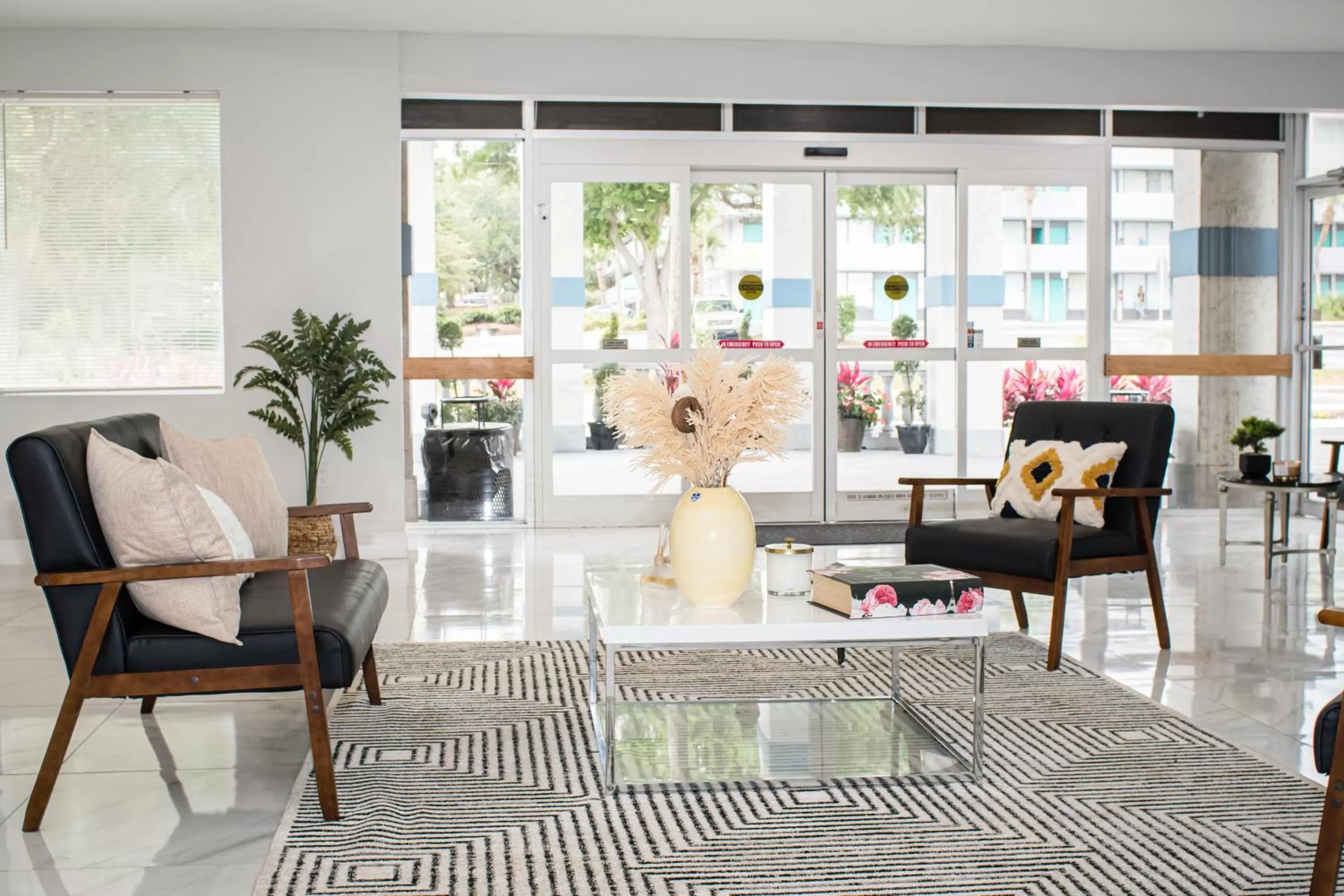 Lobby or reception in Baymont by Wyndham Altamonte Springs