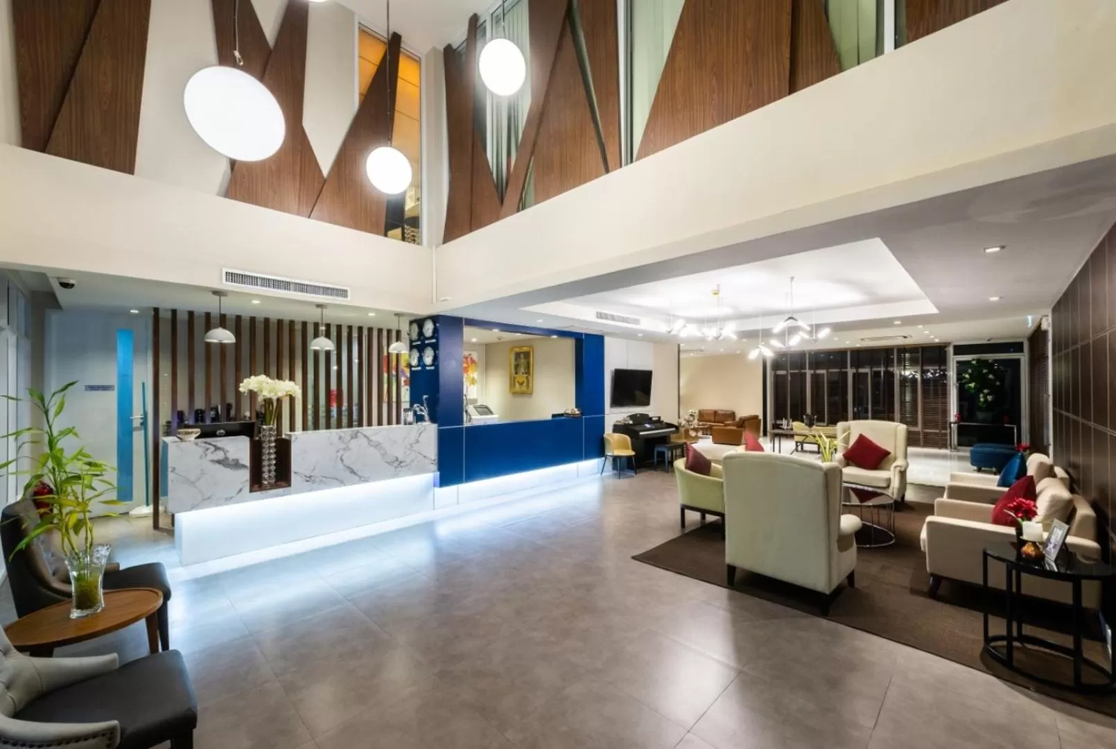 Lobby or reception in Paeva Luxury Serviced Residence SHA