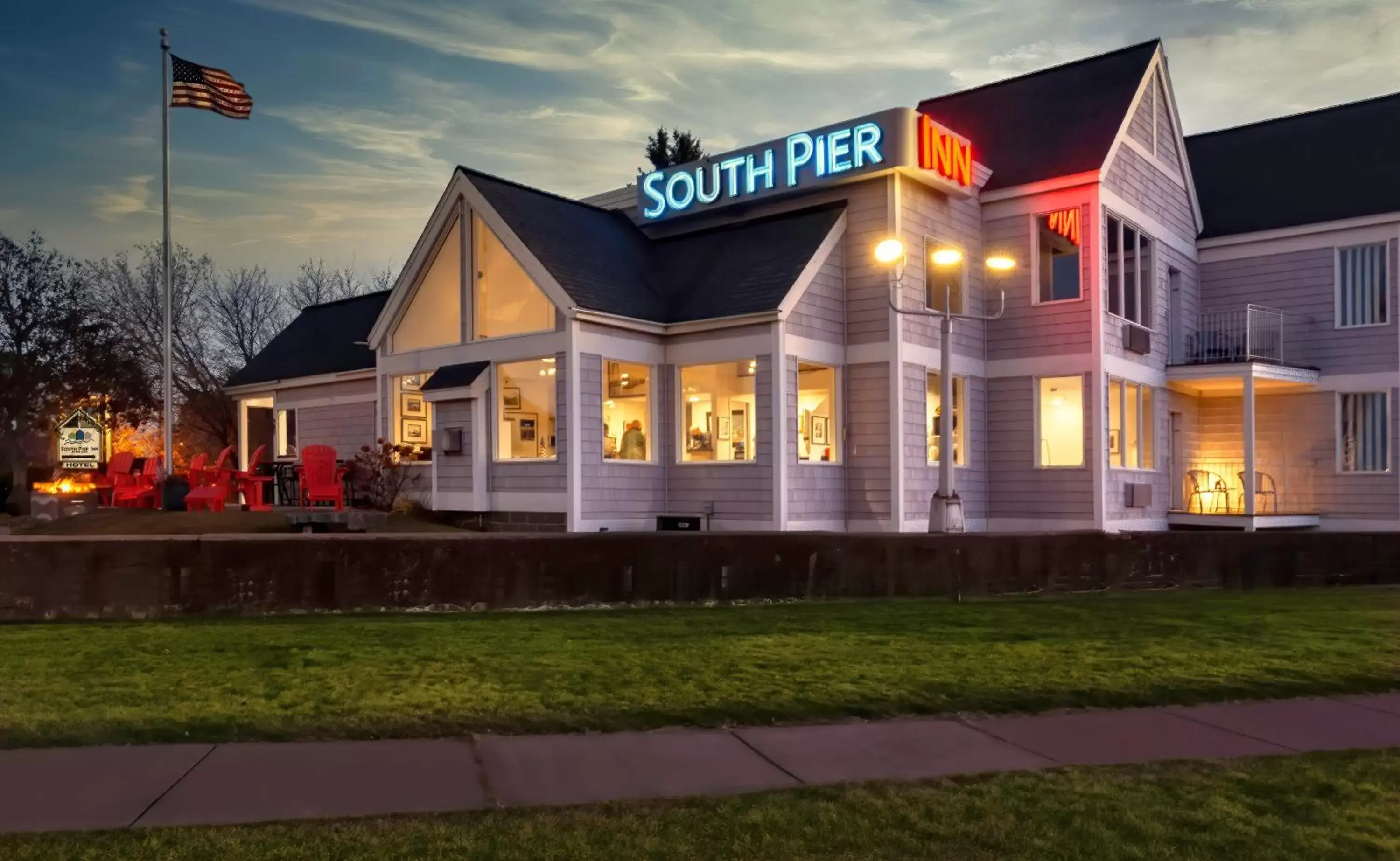 Property building in South Pier Inn