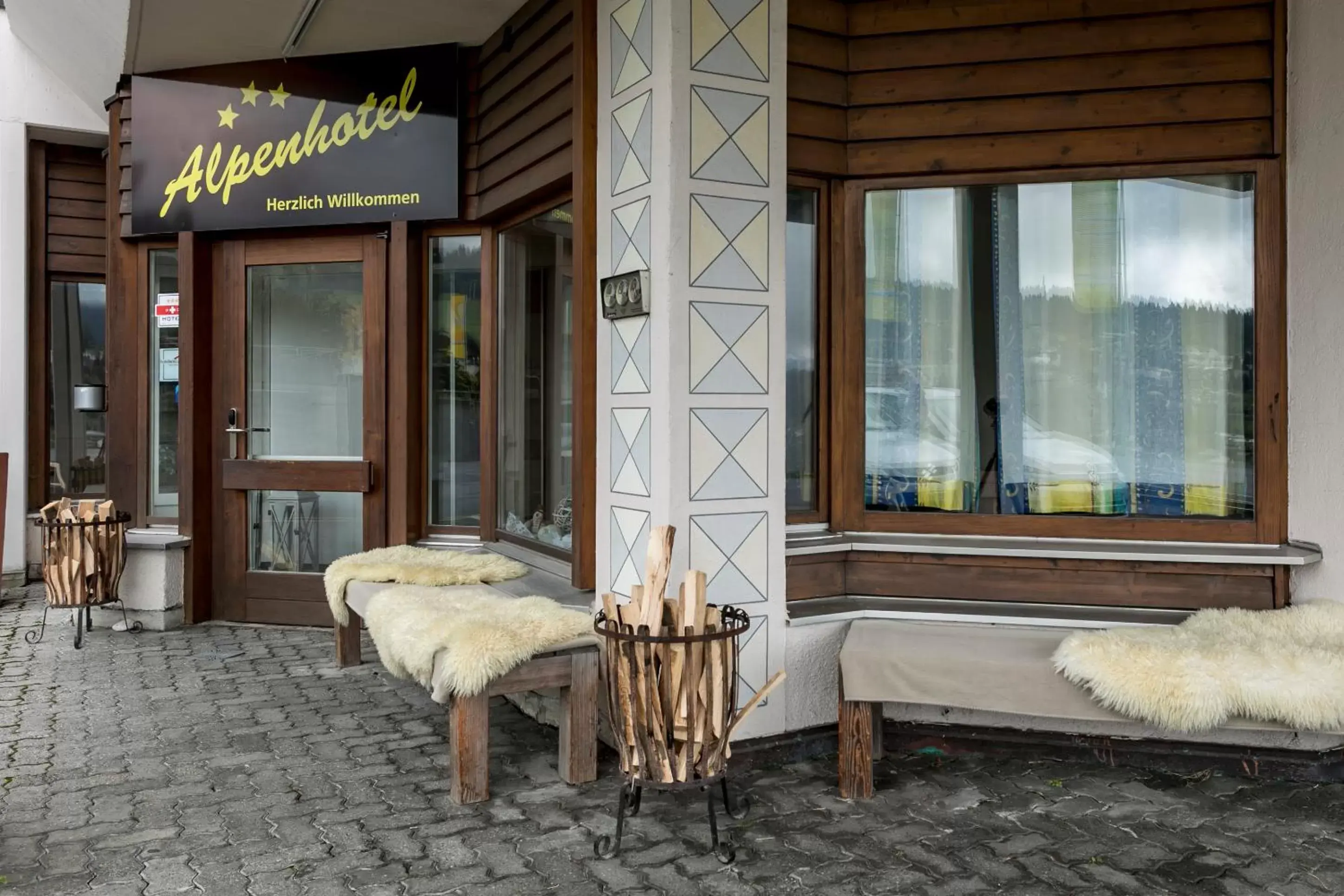 Facade/entrance in T3 Alpenhotel Flims