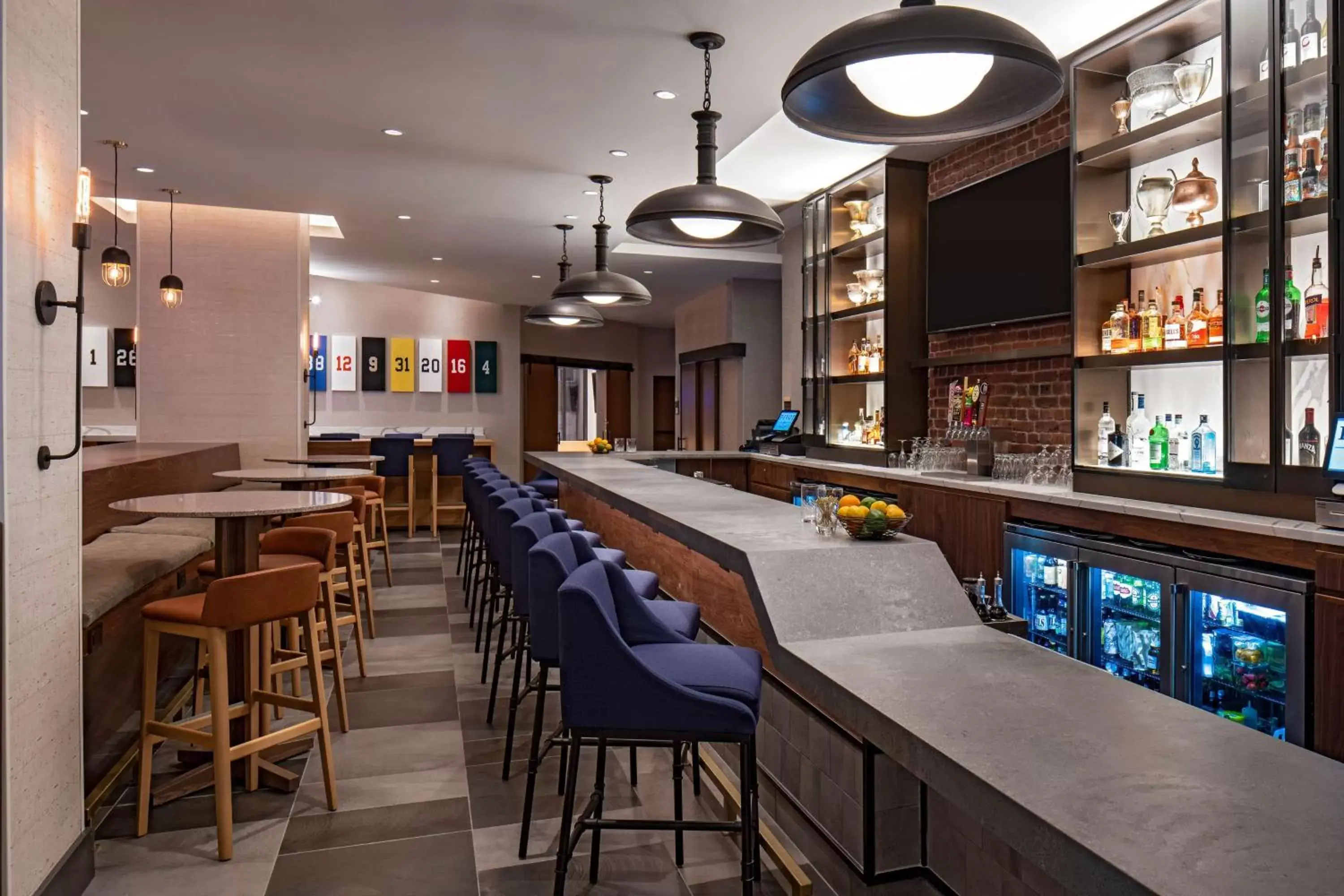 Lounge or bar, Restaurant/Places to Eat in Hyatt House Indianapolis Downtown