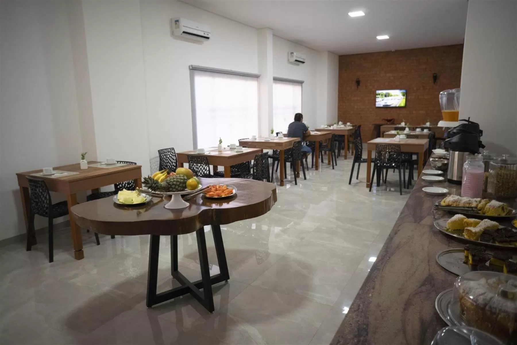 Breakfast in Villa Vaz Hotel