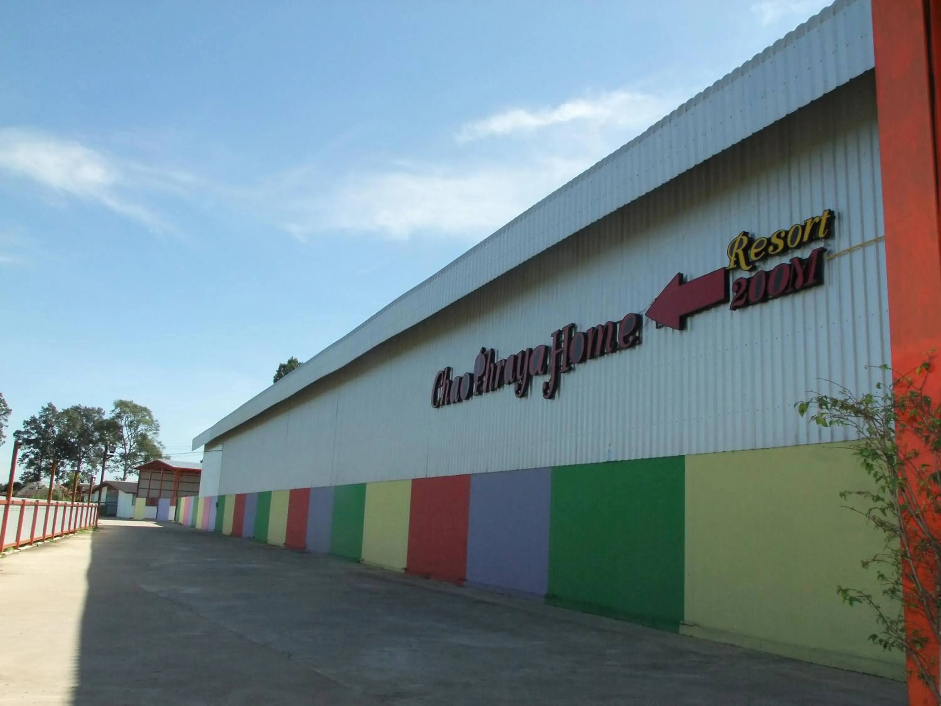 Property building in Chao Phraya Home