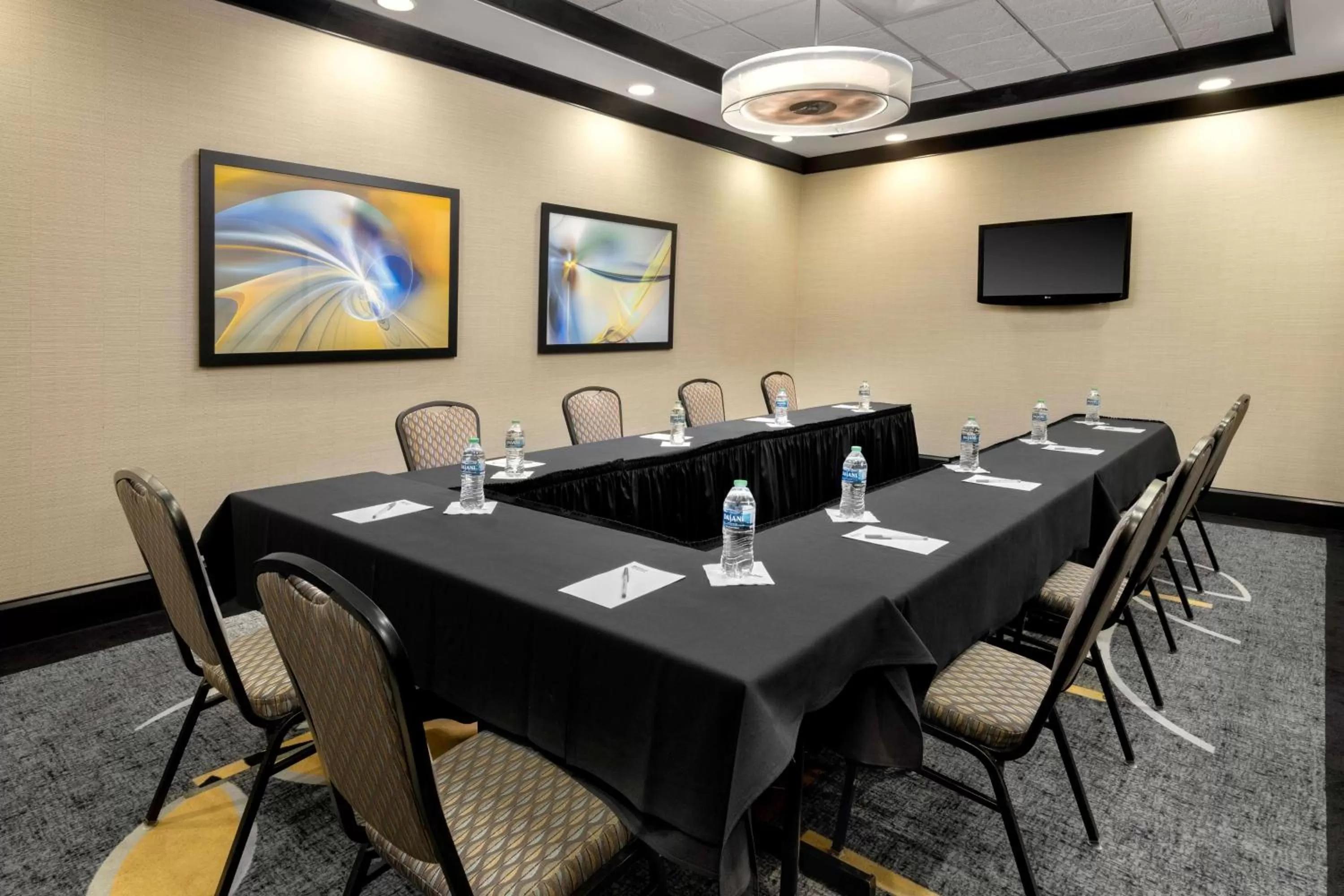 Meeting/conference room in Hilton Garden Inn Ft Worth Alliance Airport