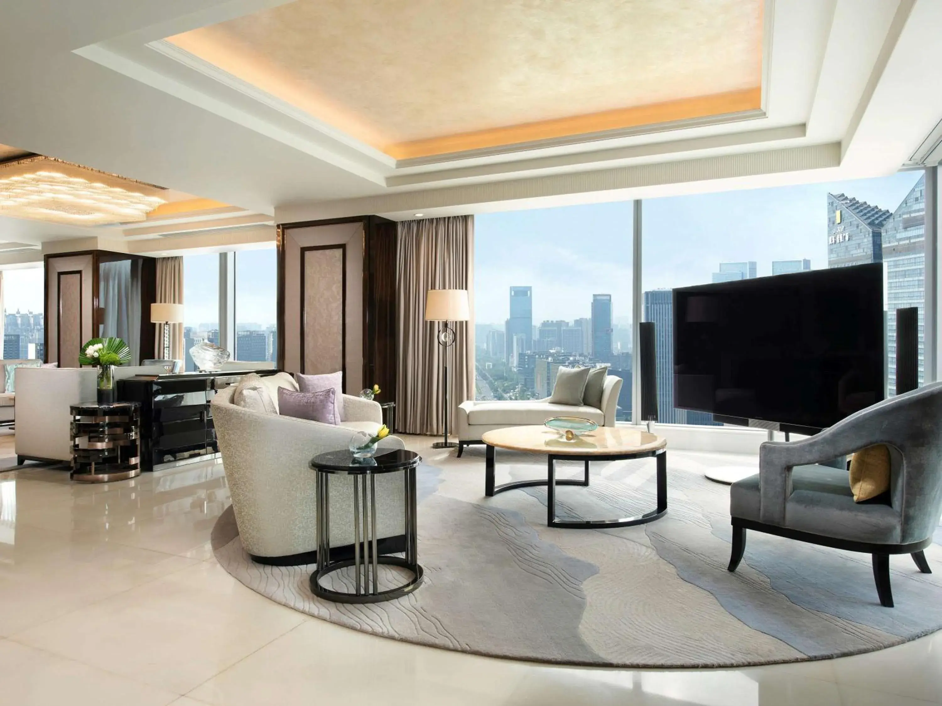 Photo of the whole room, Seating Area in Fairmont Chengdu