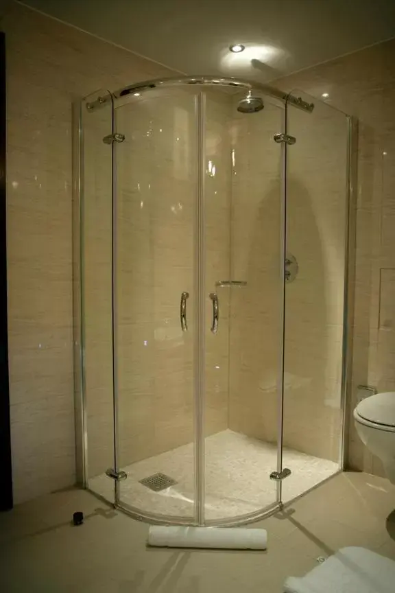 Bathroom in The Savoy Hotel