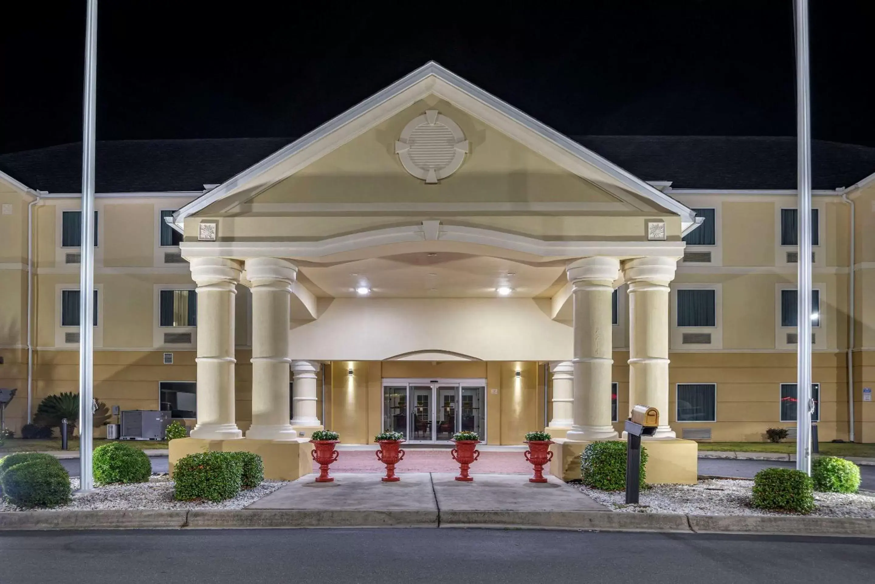Property building in Comfort Inn & Suites Marianna I-10 Property building in Comfort Inn & Suites Marianna I-10