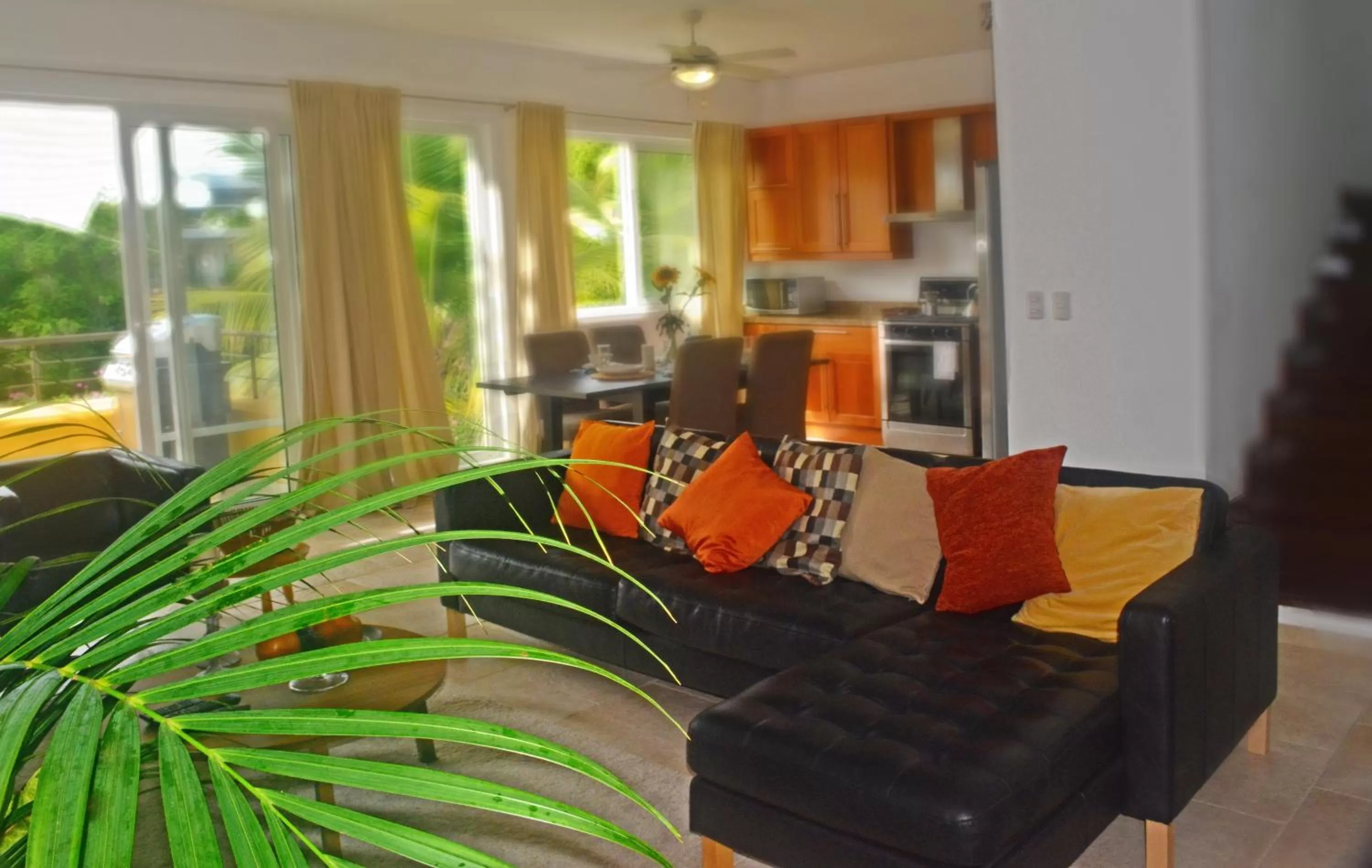 Living room in Instyle Residences at Infiniti Blu