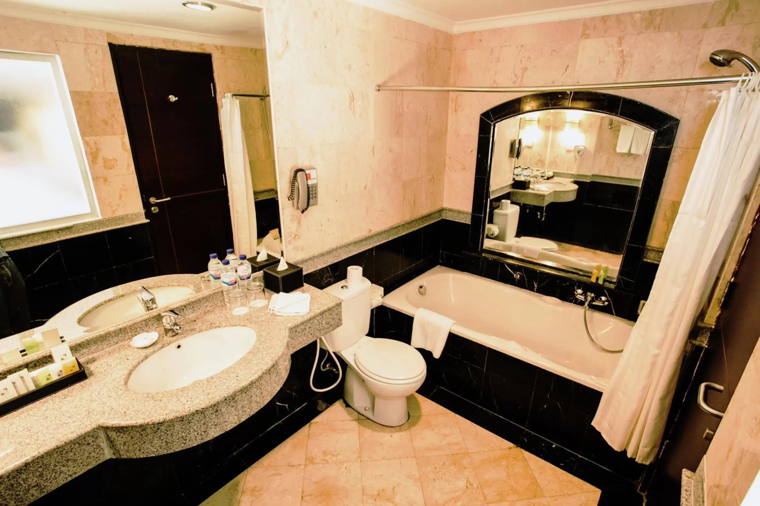 Shower, Bathroom in Swiss-Belhotel Borneo Samarinda