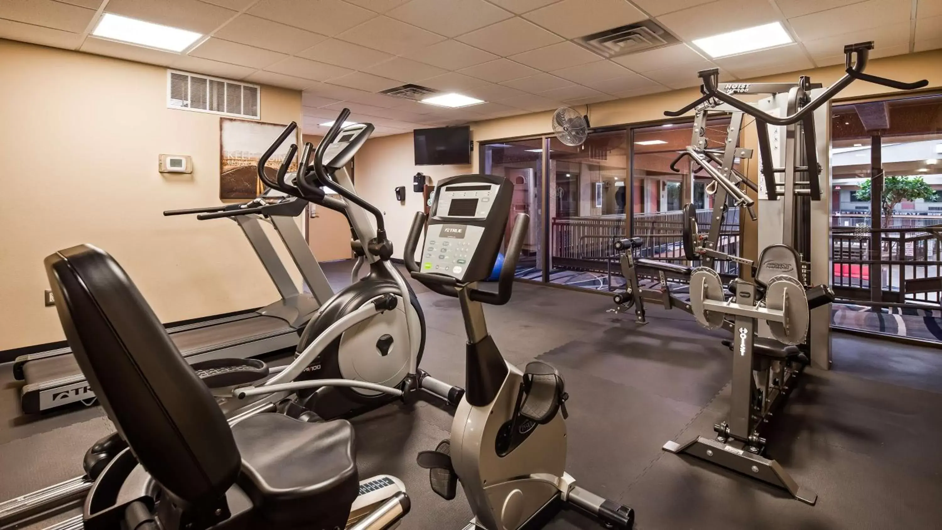 Activities, Fitness Center/Facilities in Best Western Plus Raton Hotel