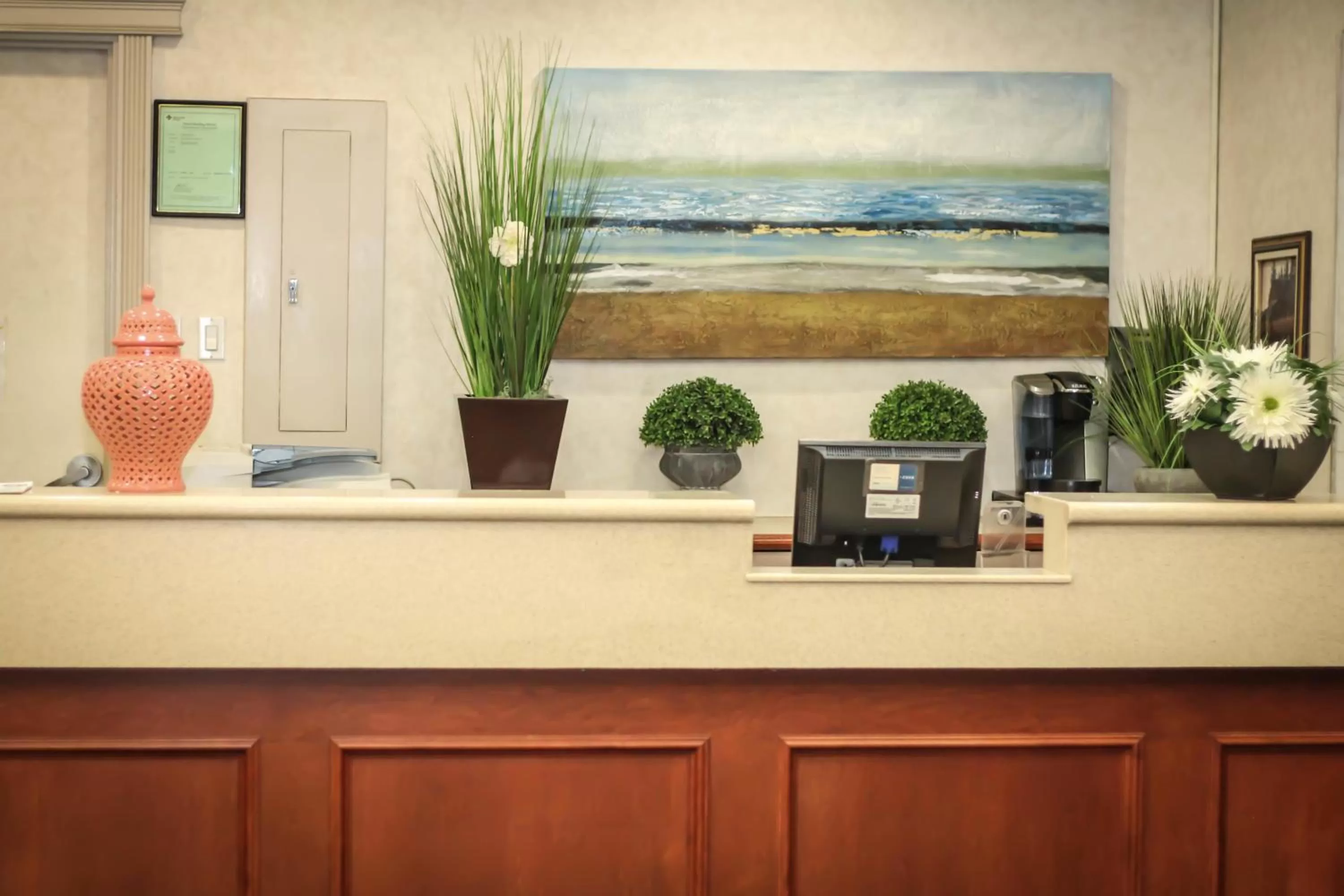 Lobby or reception in Continental Inn & Suites