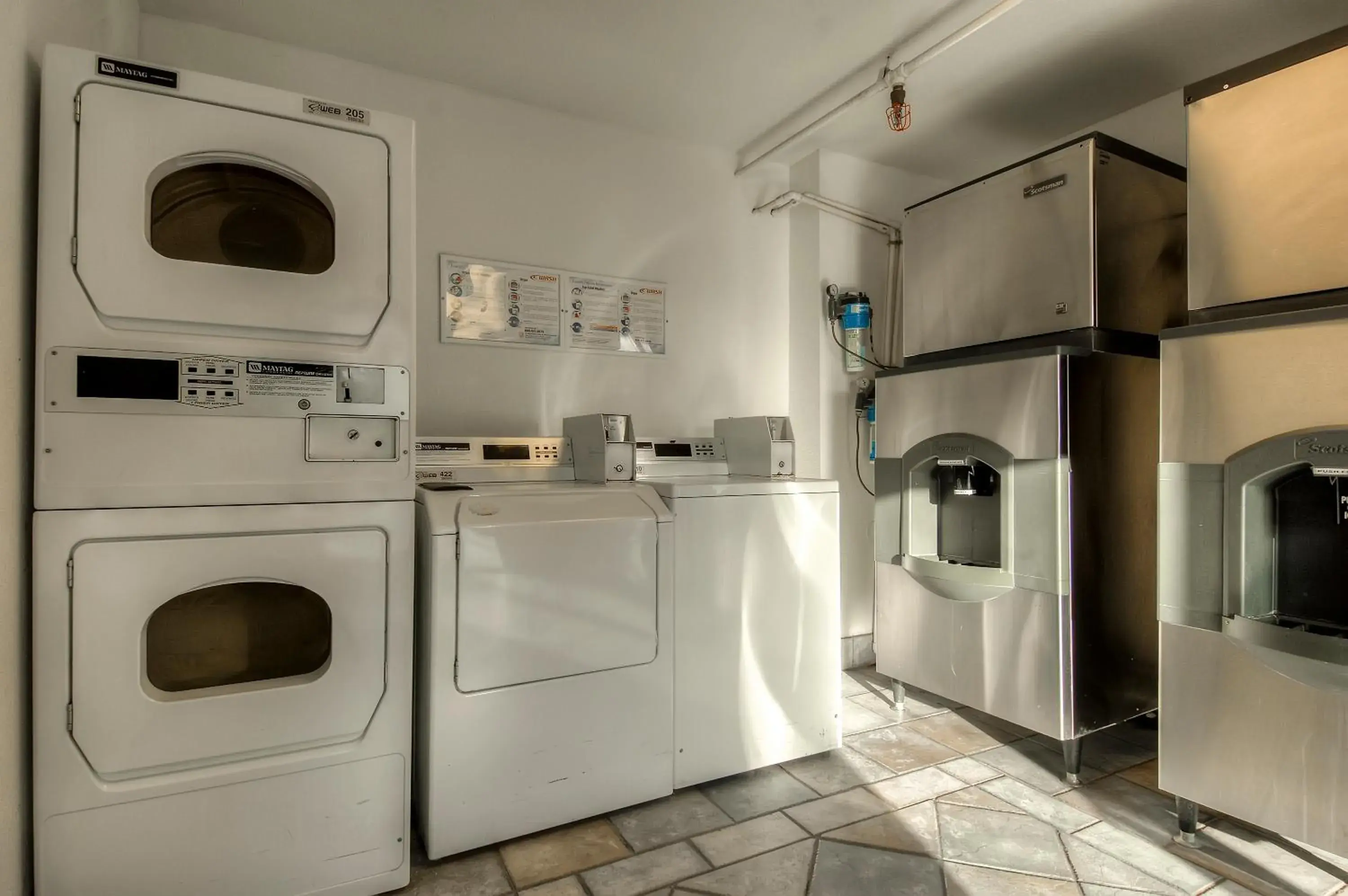 Decorative detail, Kitchen/Kitchenette in Motel 6-Oceanside, CA