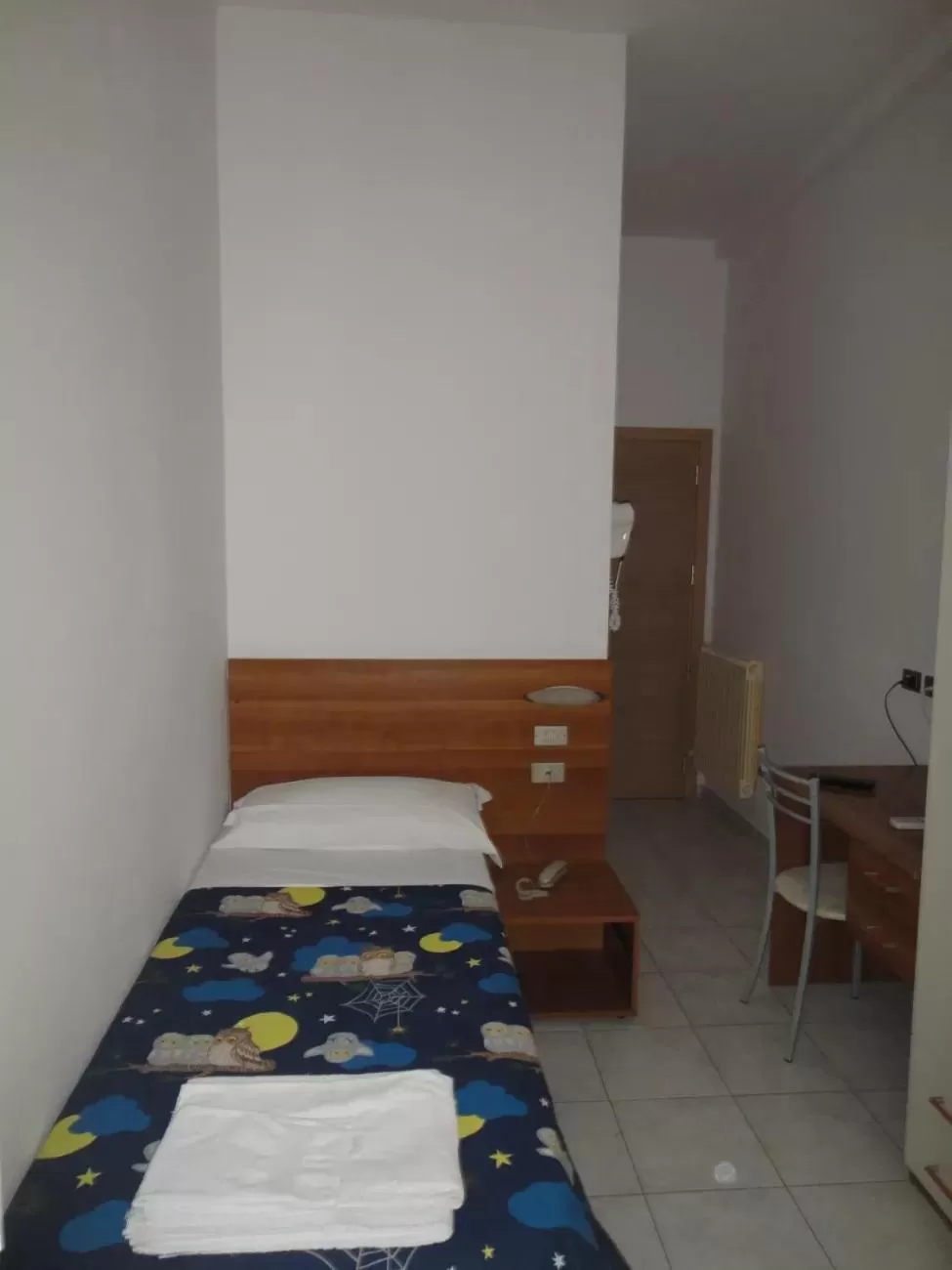 Bed in Hotel Acapulco