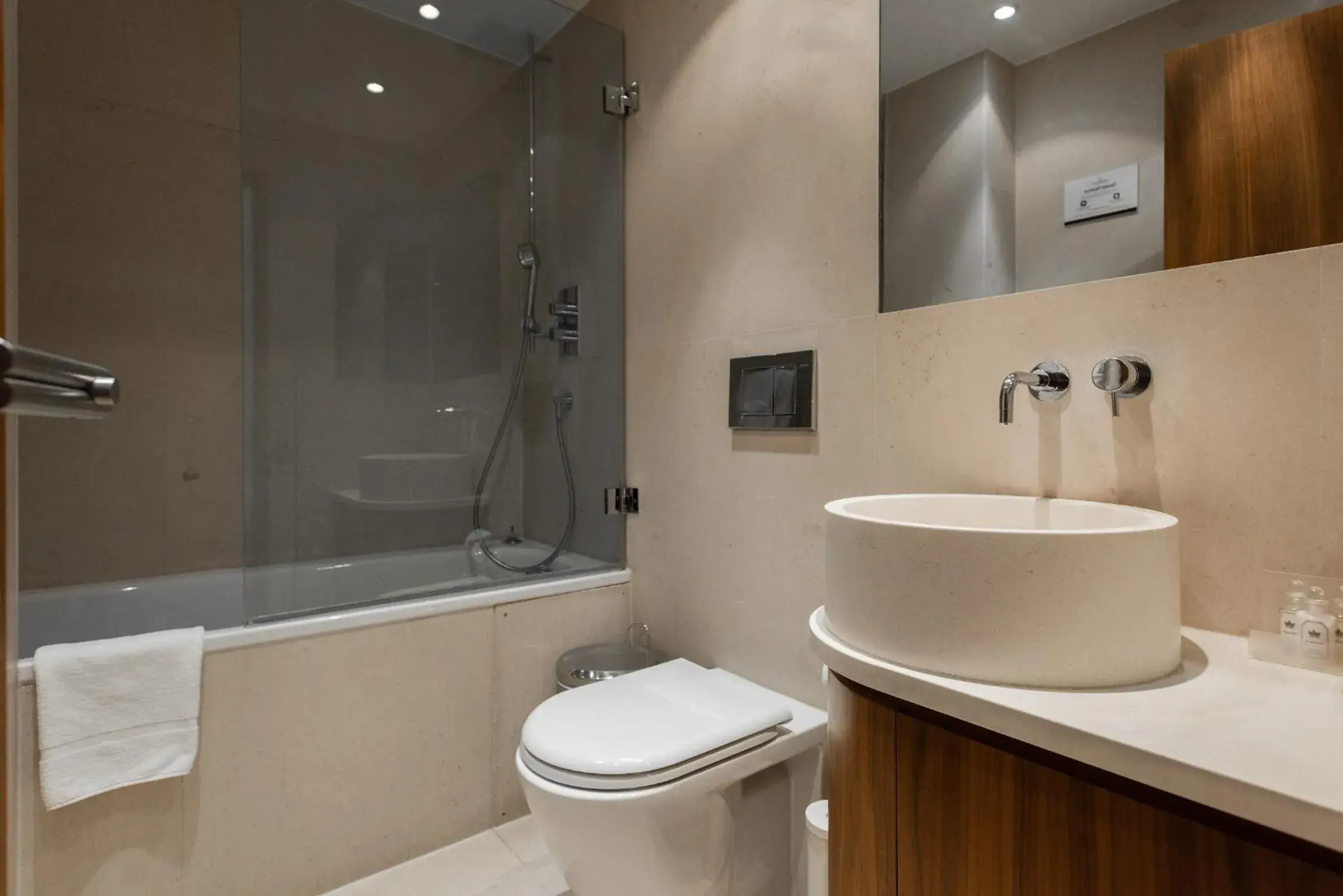 Bathroom in Presidential Apartments Kensington