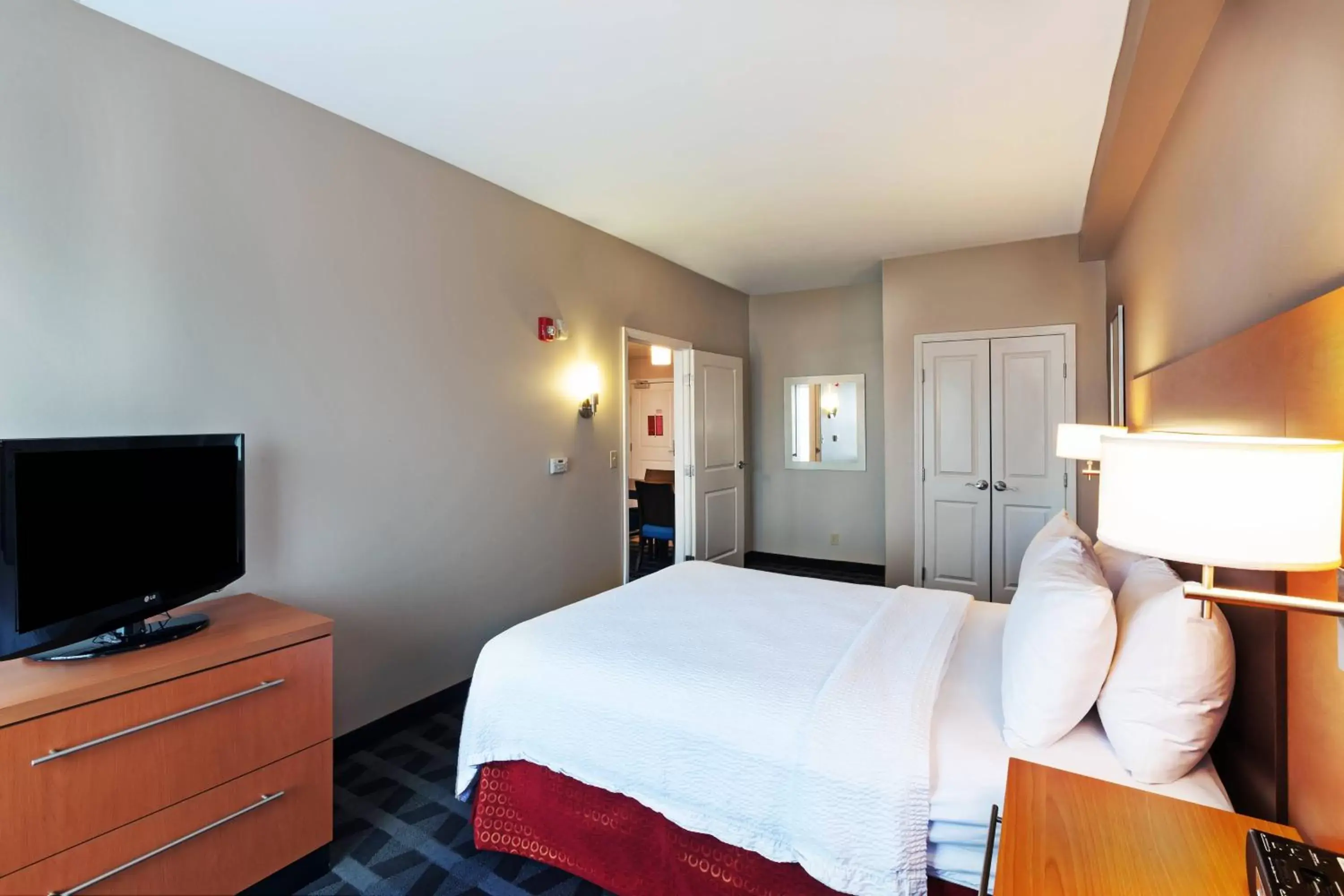 Bedroom, Bed in TownePlace Suites by Marriott Tulsa North/Owasso