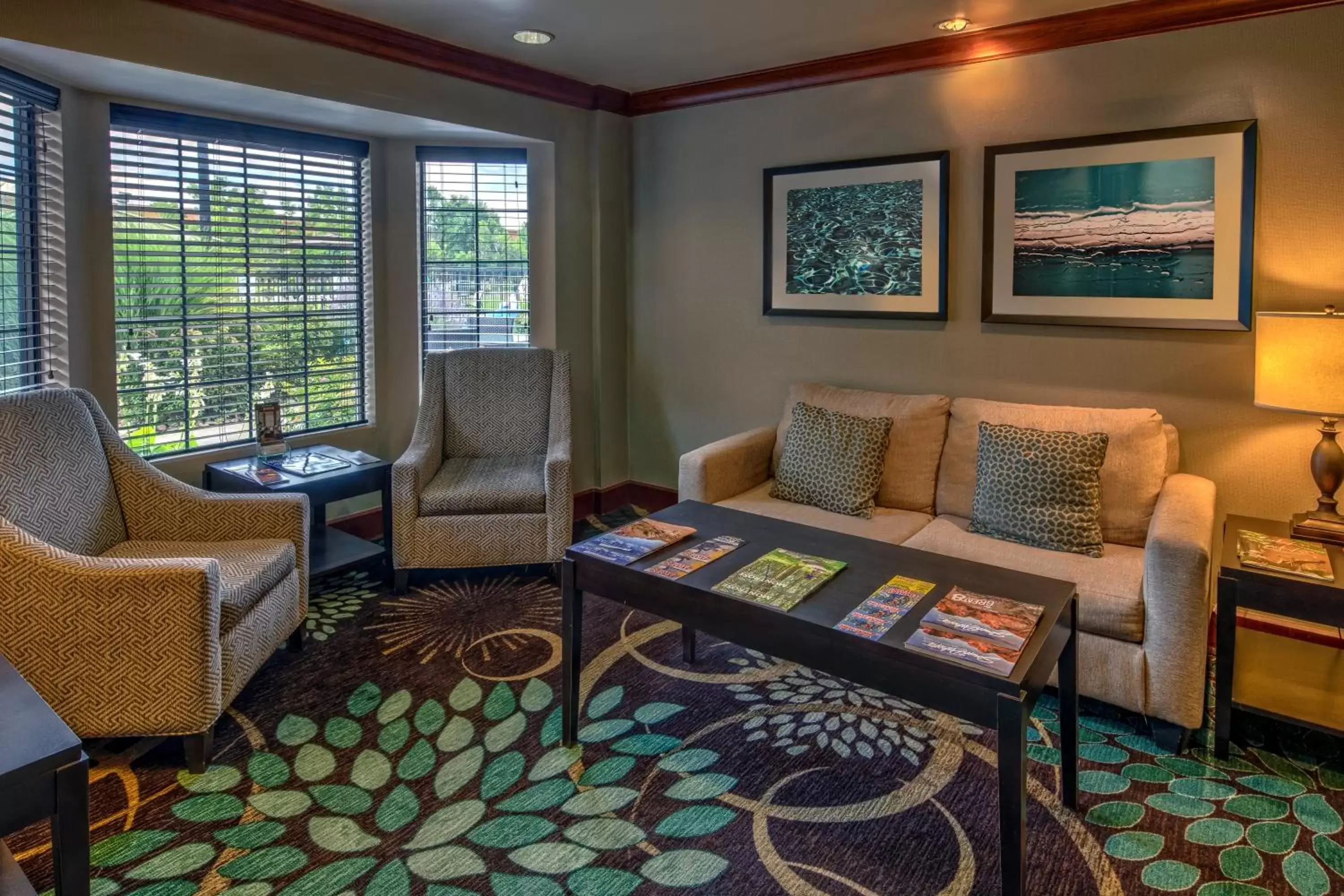 Lobby or reception, Seating Area in Staybridge Suites Denver - Cherry Creek, an IHG Hotel