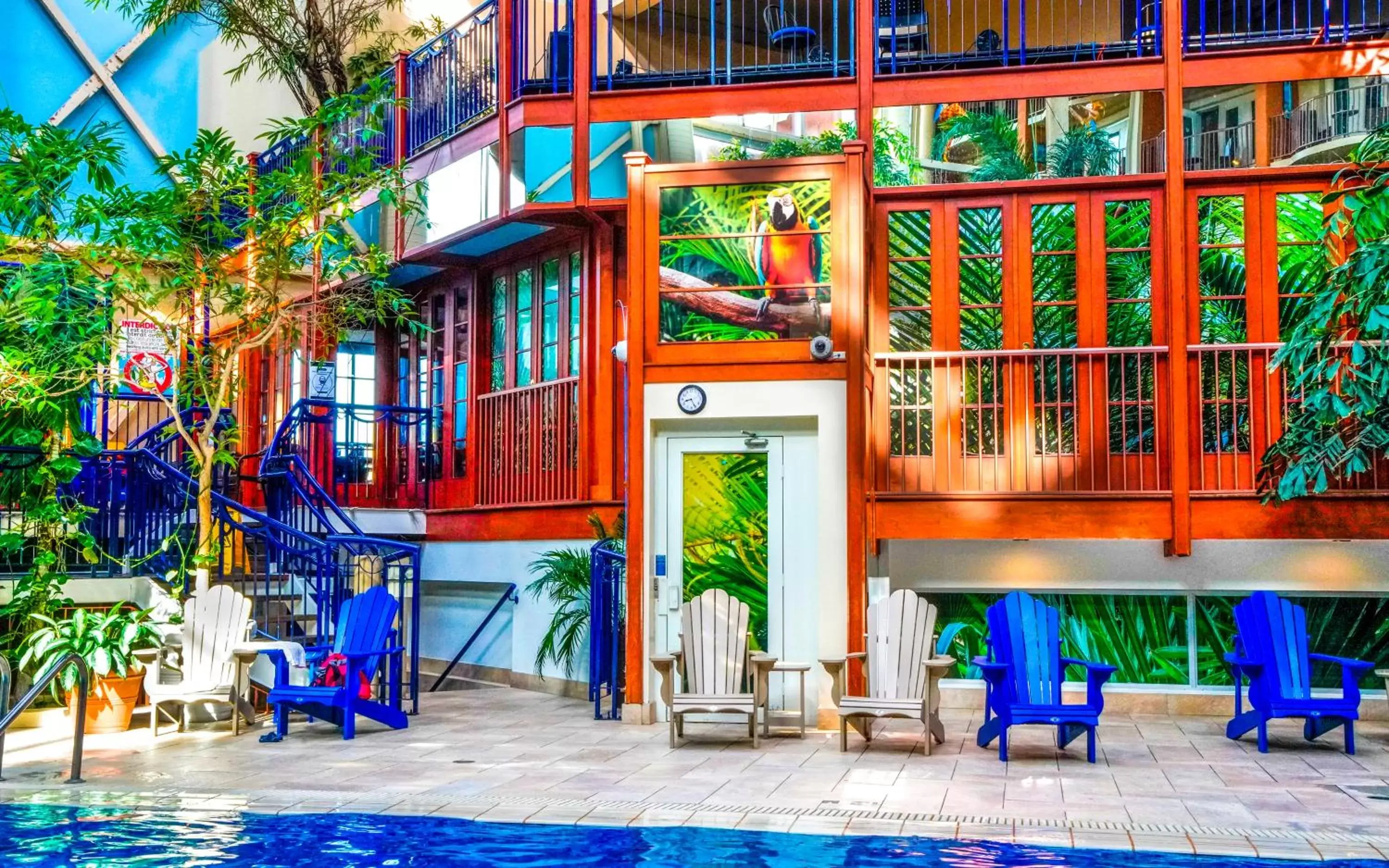 Restaurant/places to eat in L'Hôtel Québec par JARO Restaurant/places to eat in L'Hôtel Québec par JARO