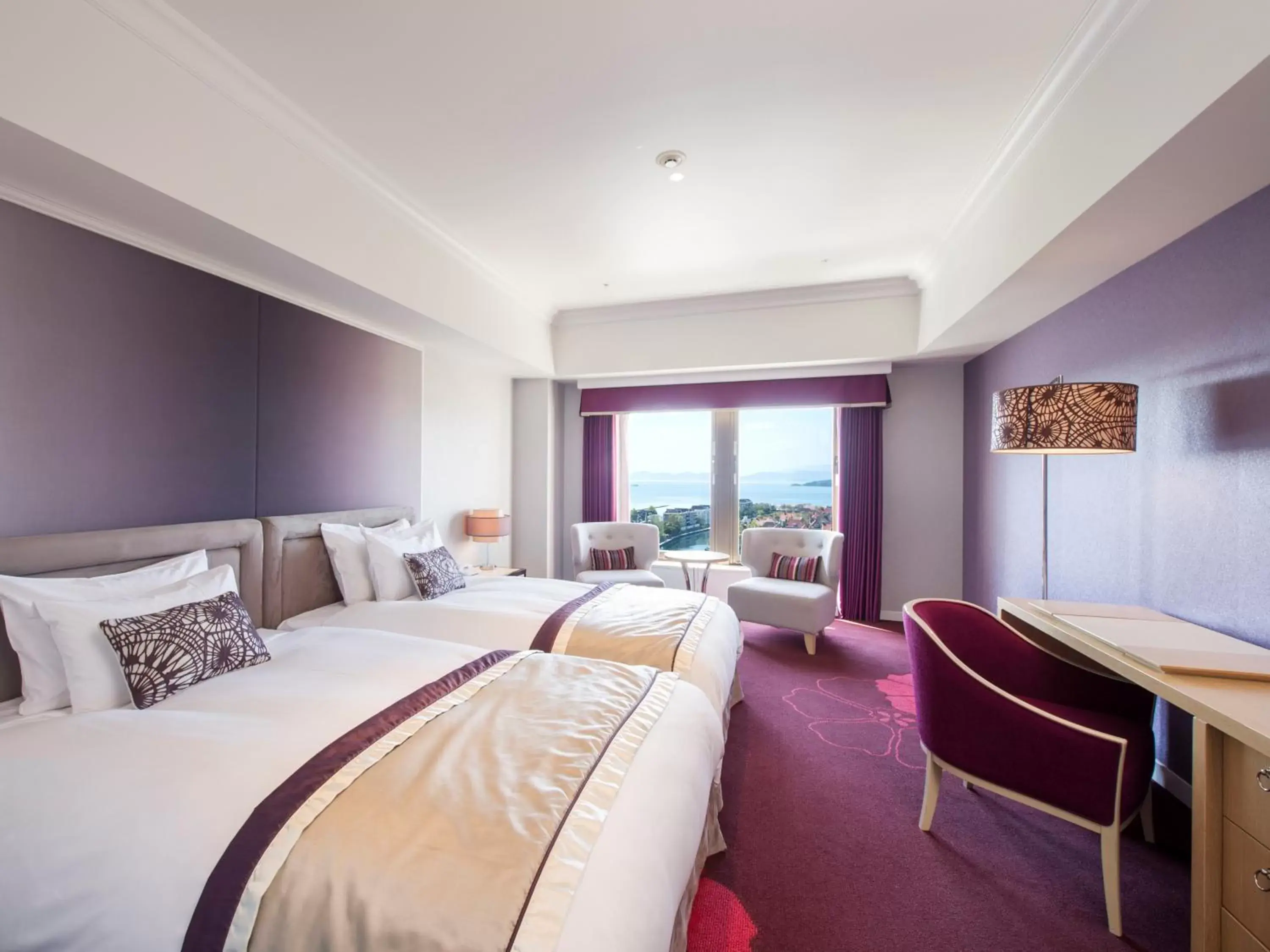 Photo of the whole room, Bed in Hotel Okura JR Huis Ten Bosch Photo of the whole room, Bed in Hotel Okura JR Huis Ten Bosch